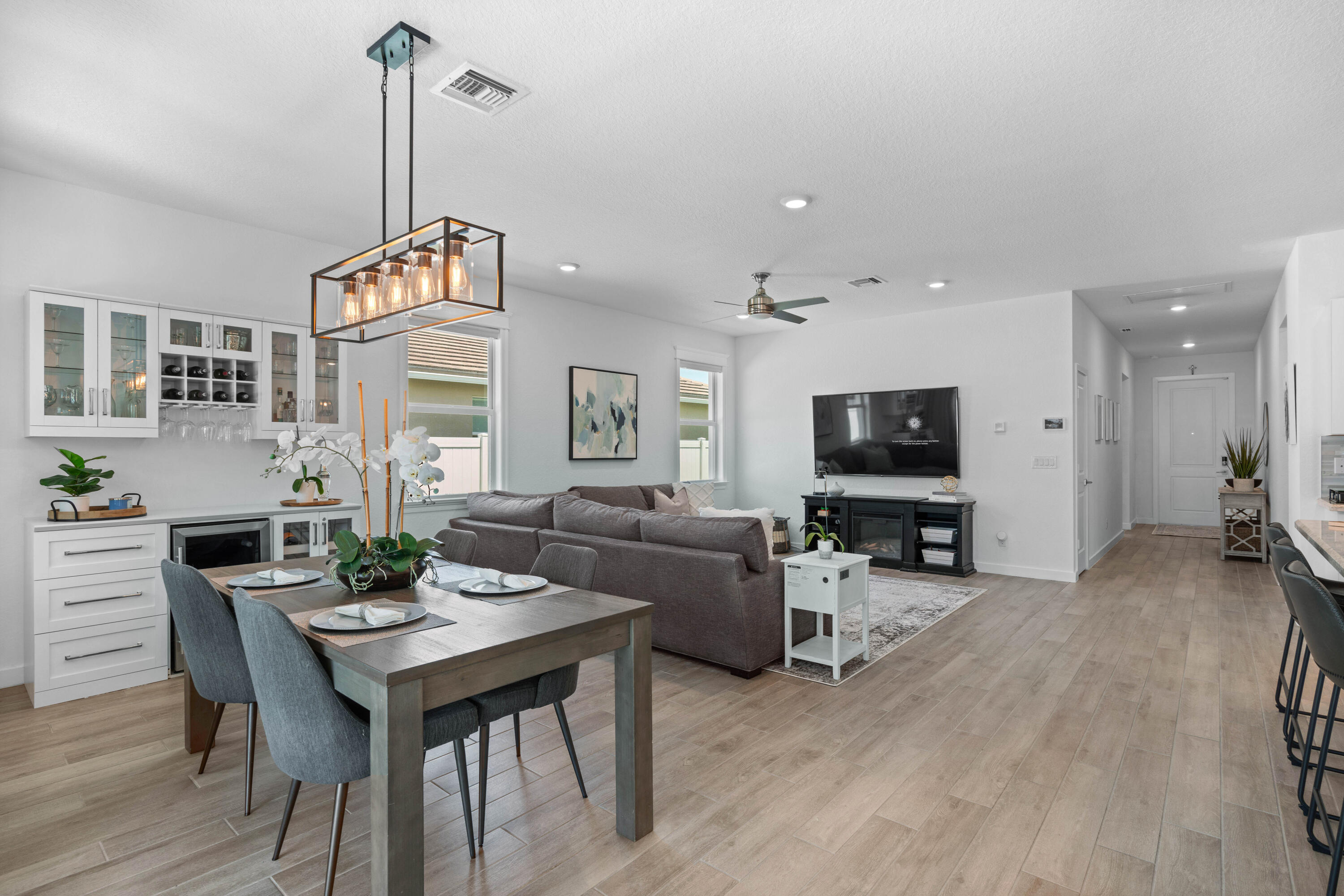 2355 SW Strawberry Terrace