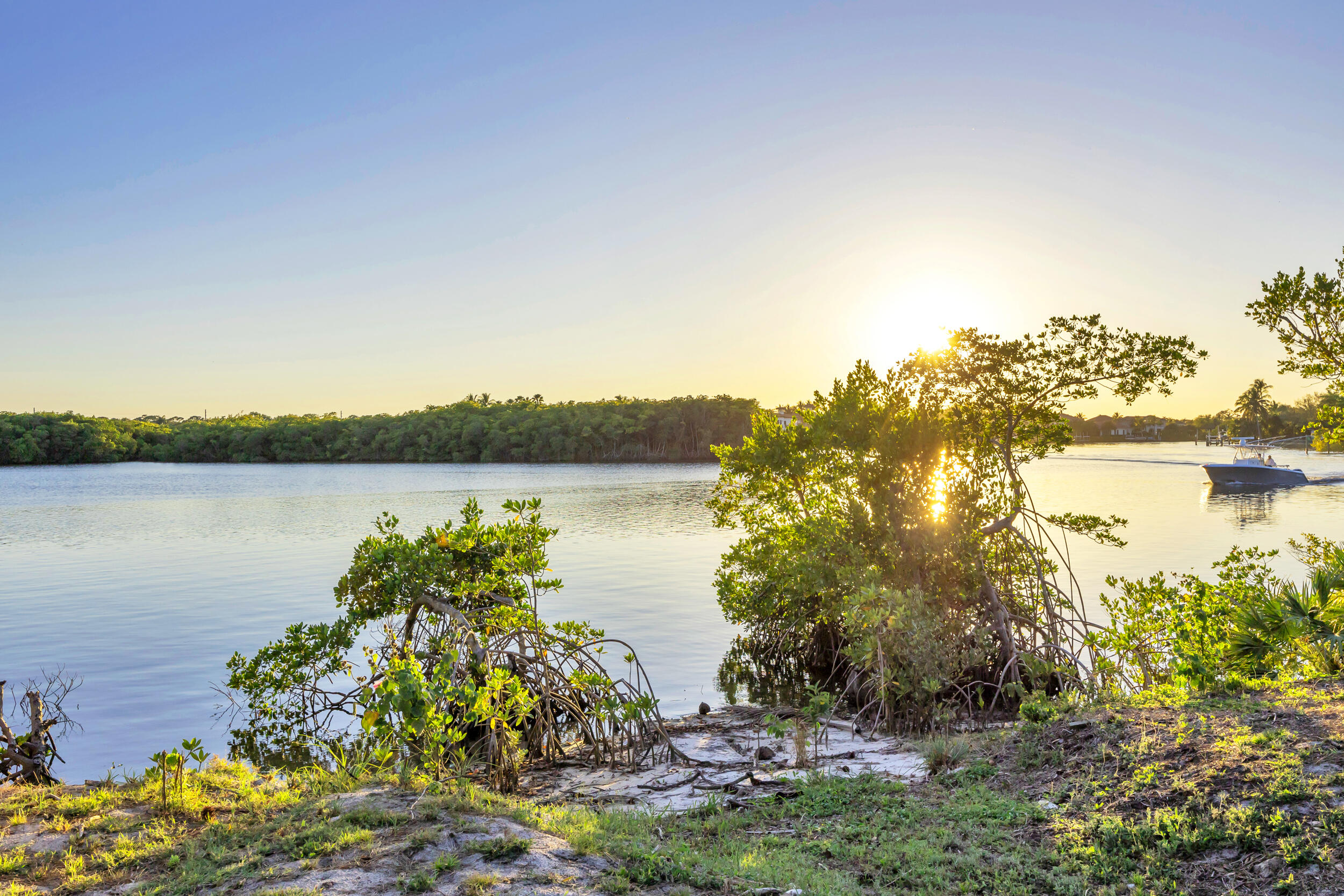 19000 SE Country Club Drive