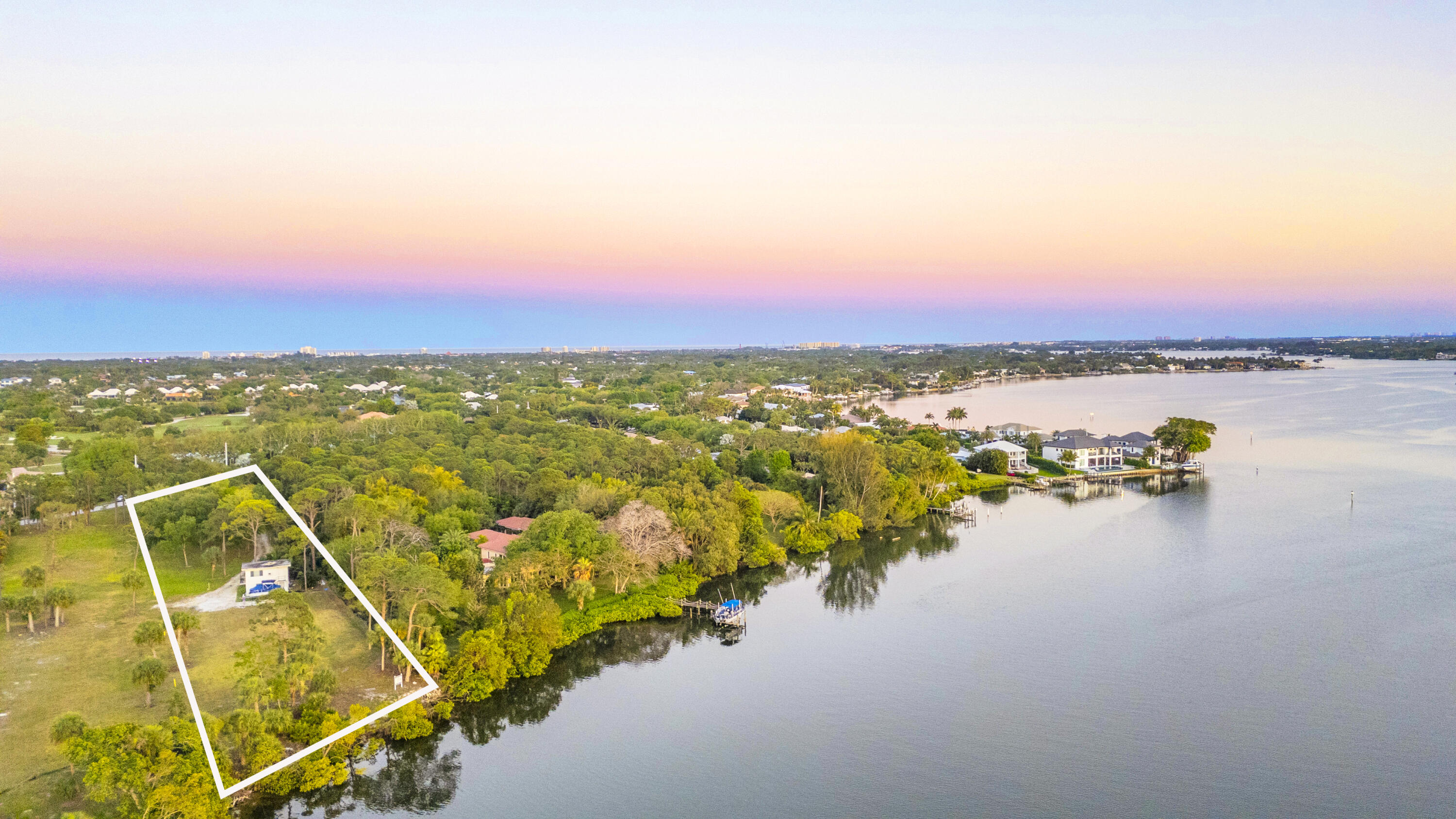 19000 SE Country Club Drive