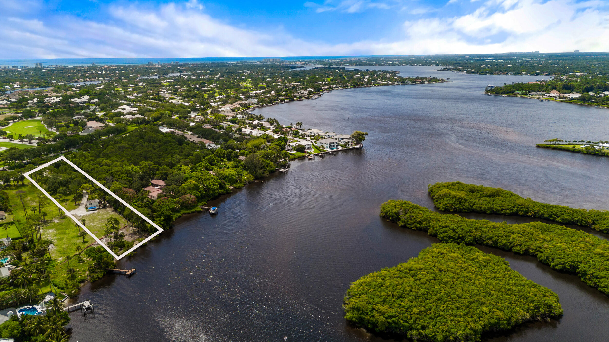 19000 SE Country Club Drive