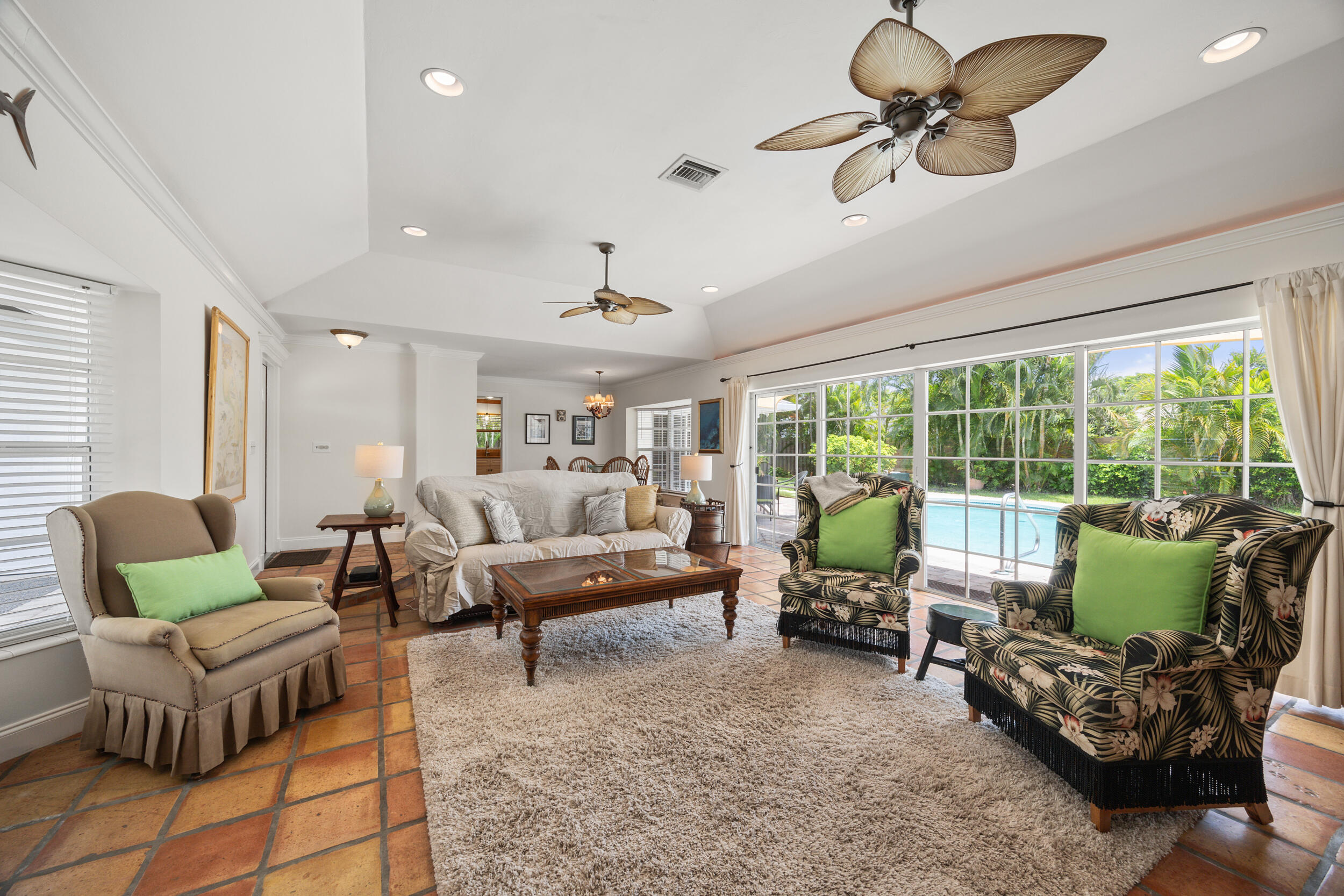 104 Fairview West