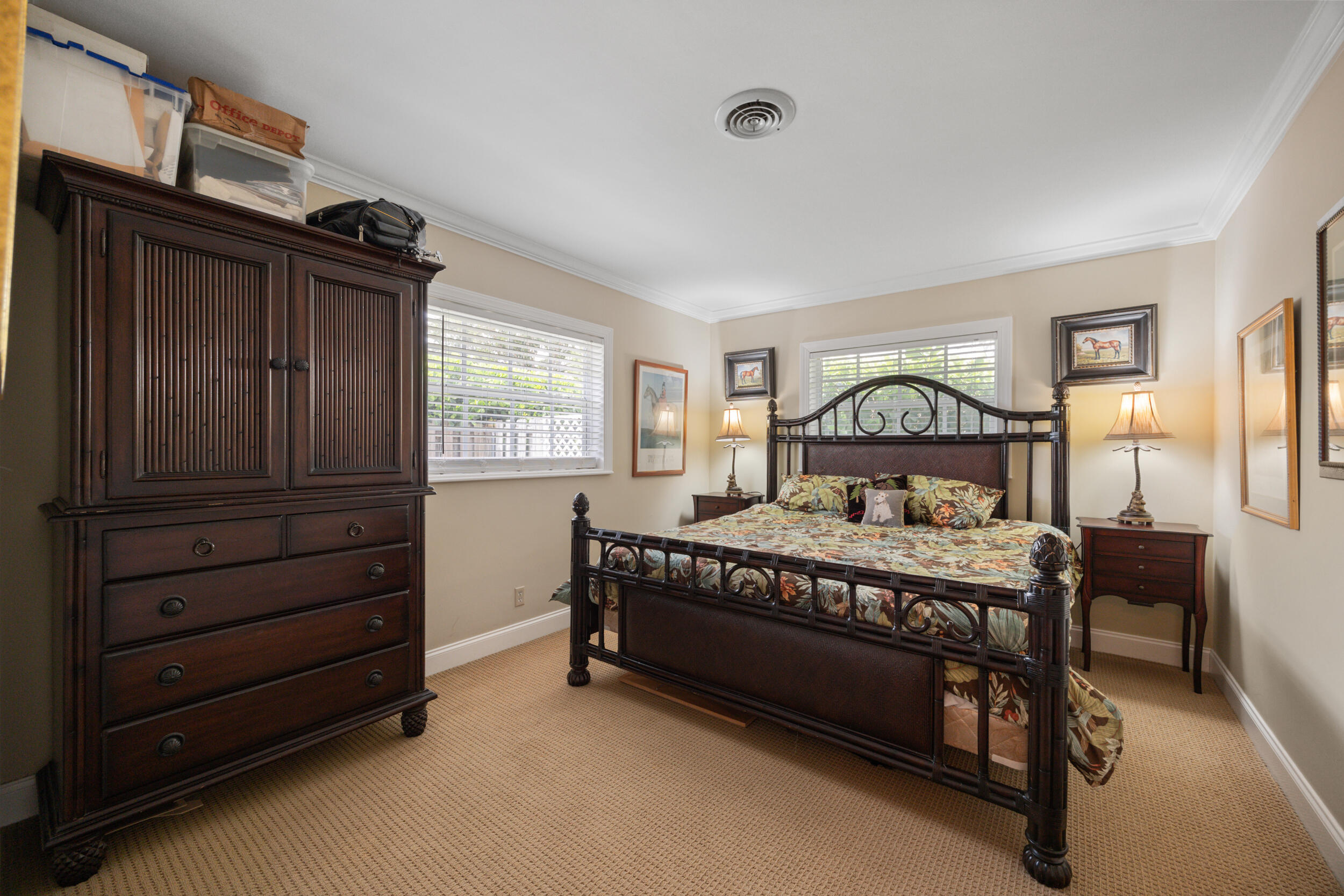 104 Fairview West