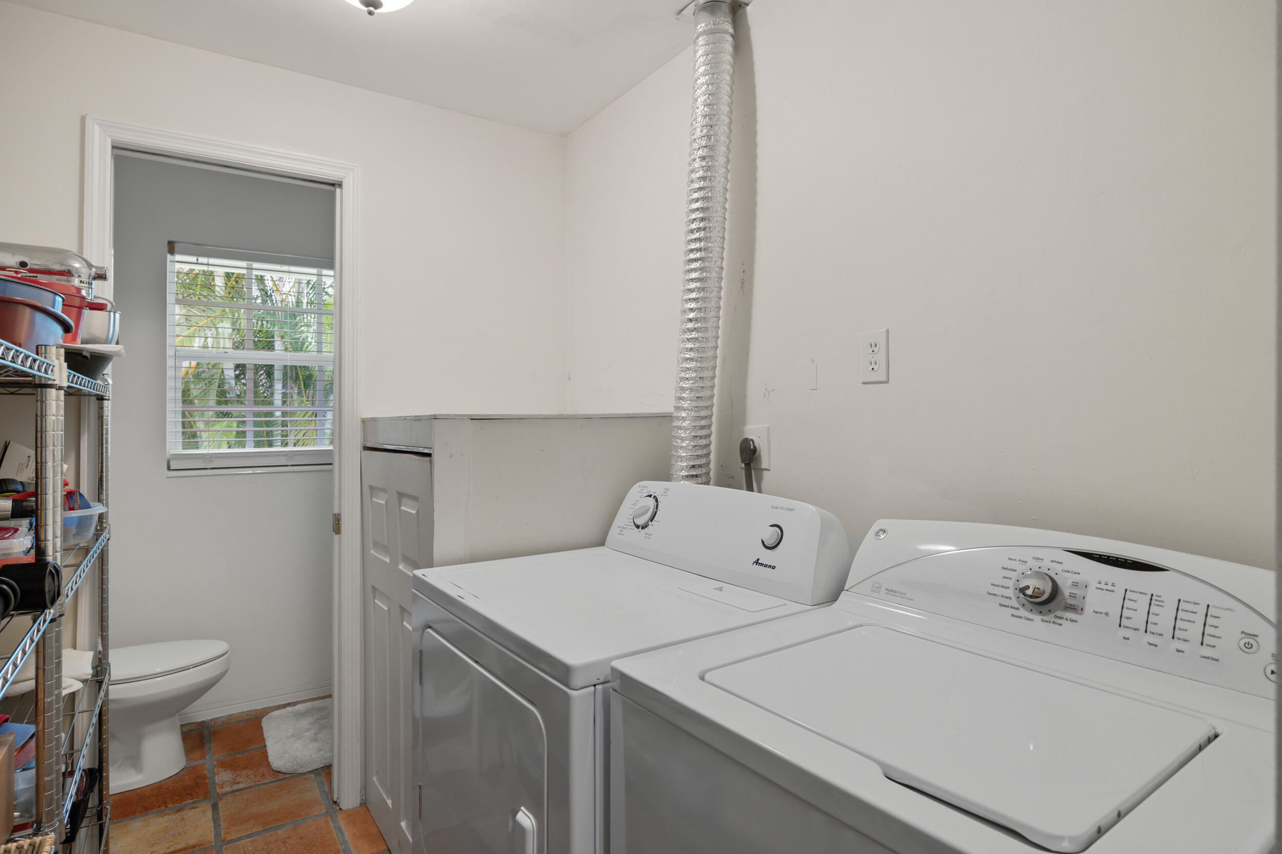 104 Fairview West