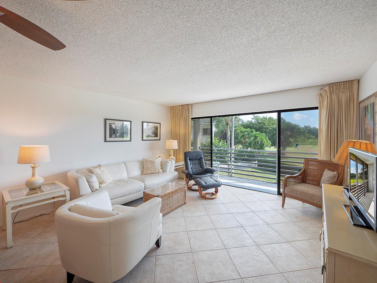 717 S Us Highway 1 609