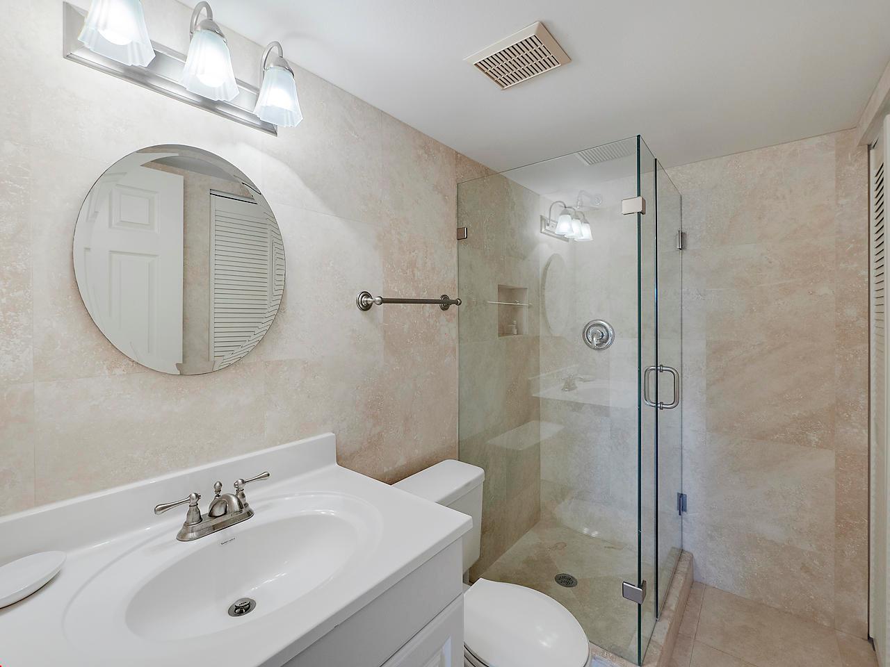 717 S Us Highway 1 609