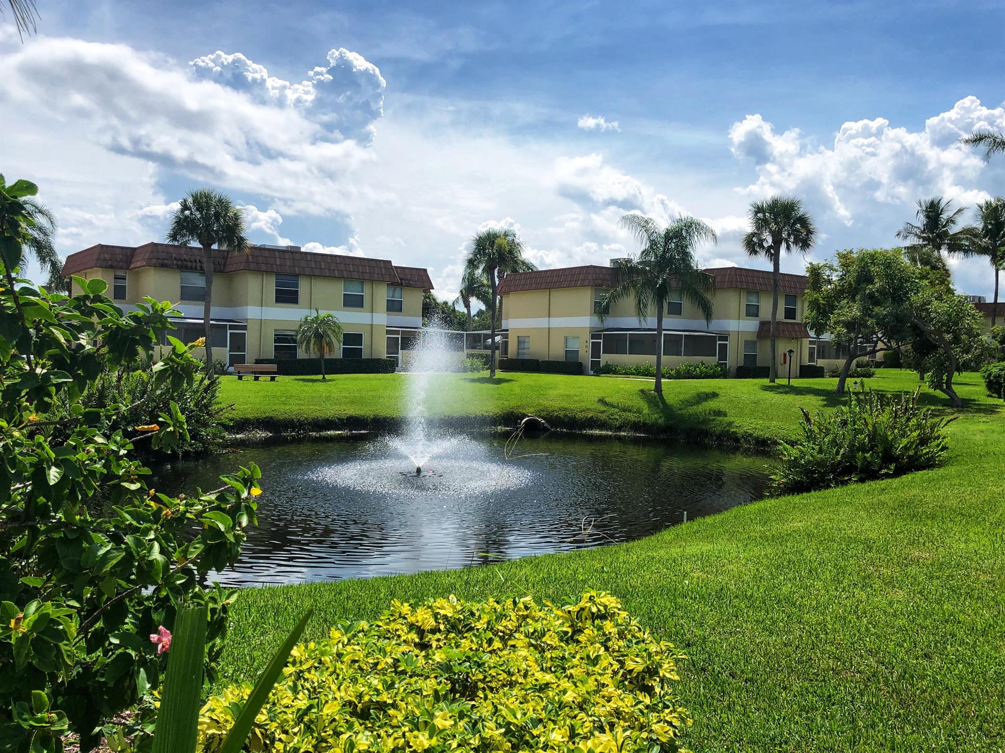 717 S Us Highway 1 609