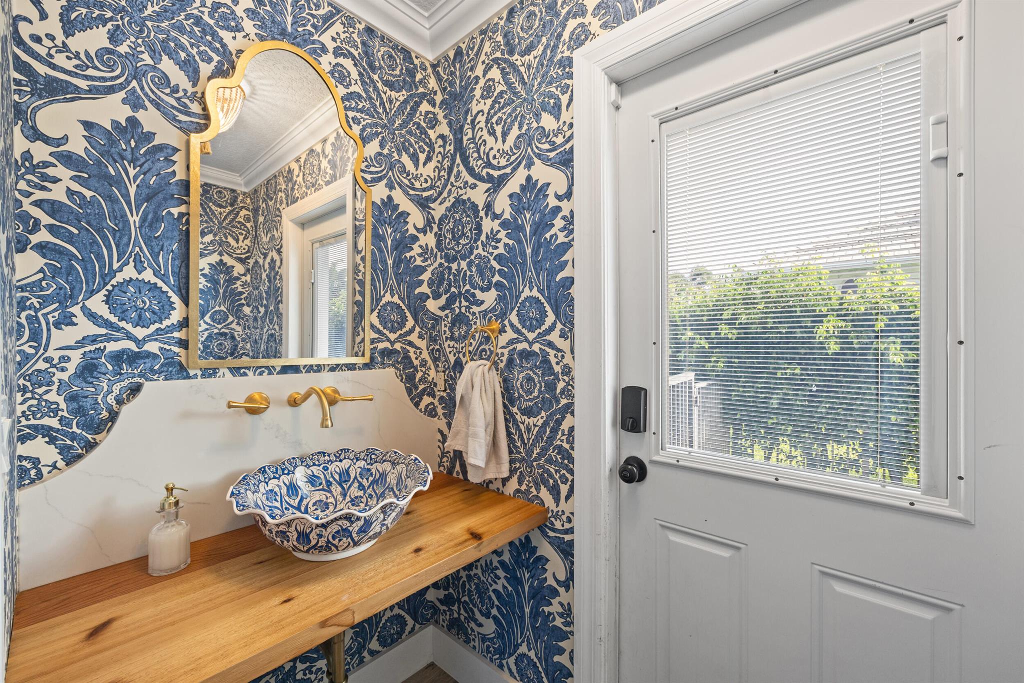 18779 SE River Ridge Road