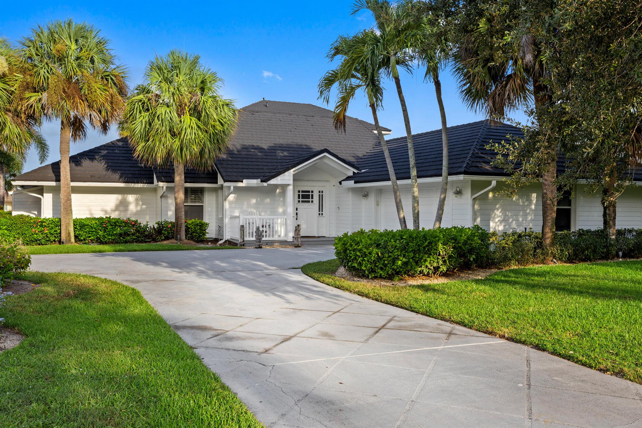 18779 SE River Ridge Road