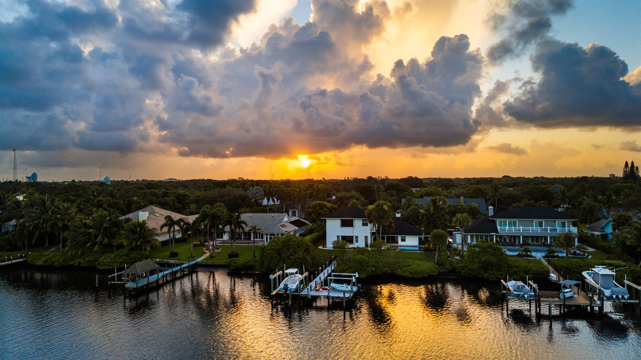 18779 SE River Ridge Road