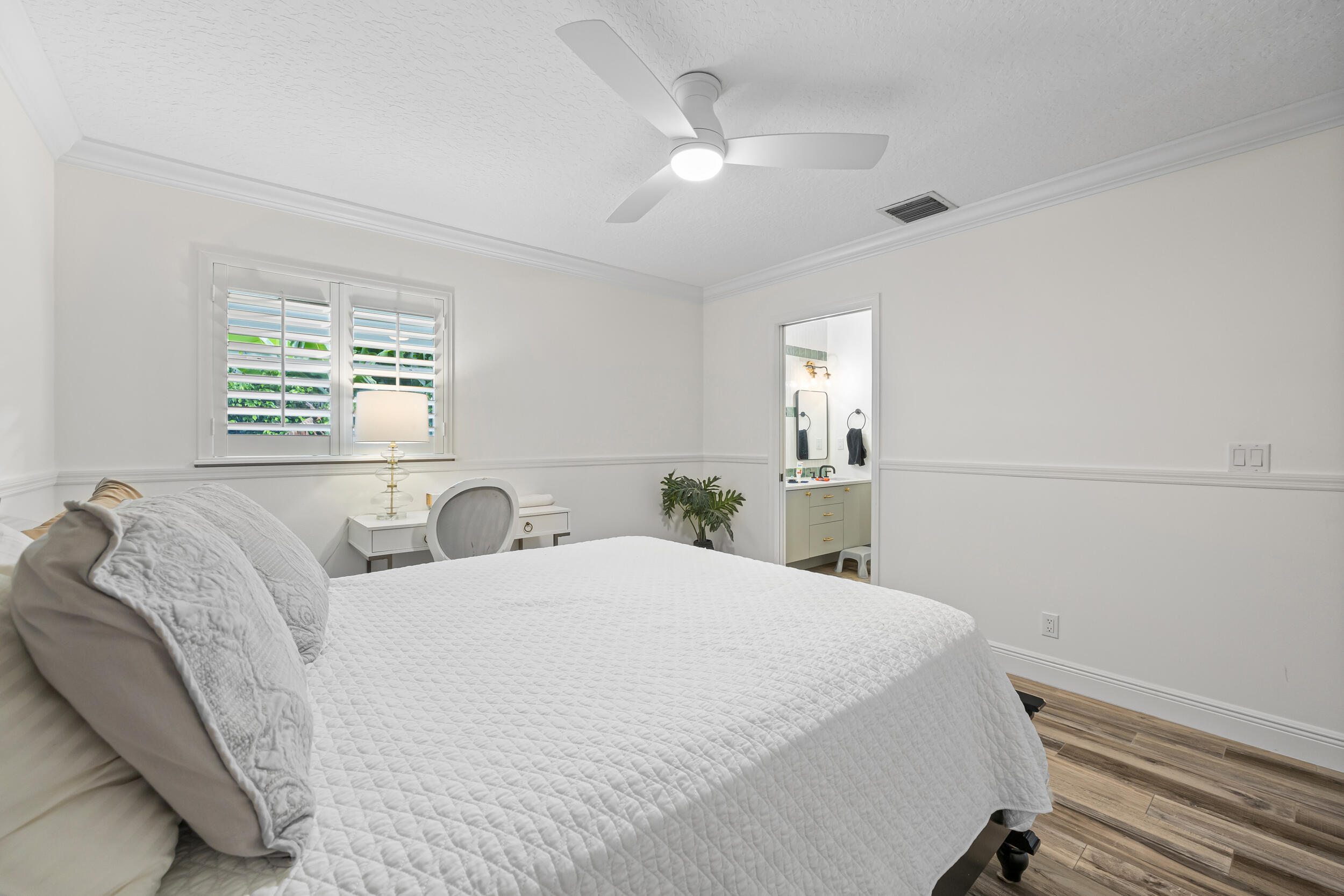 18779 SE River Ridge Road