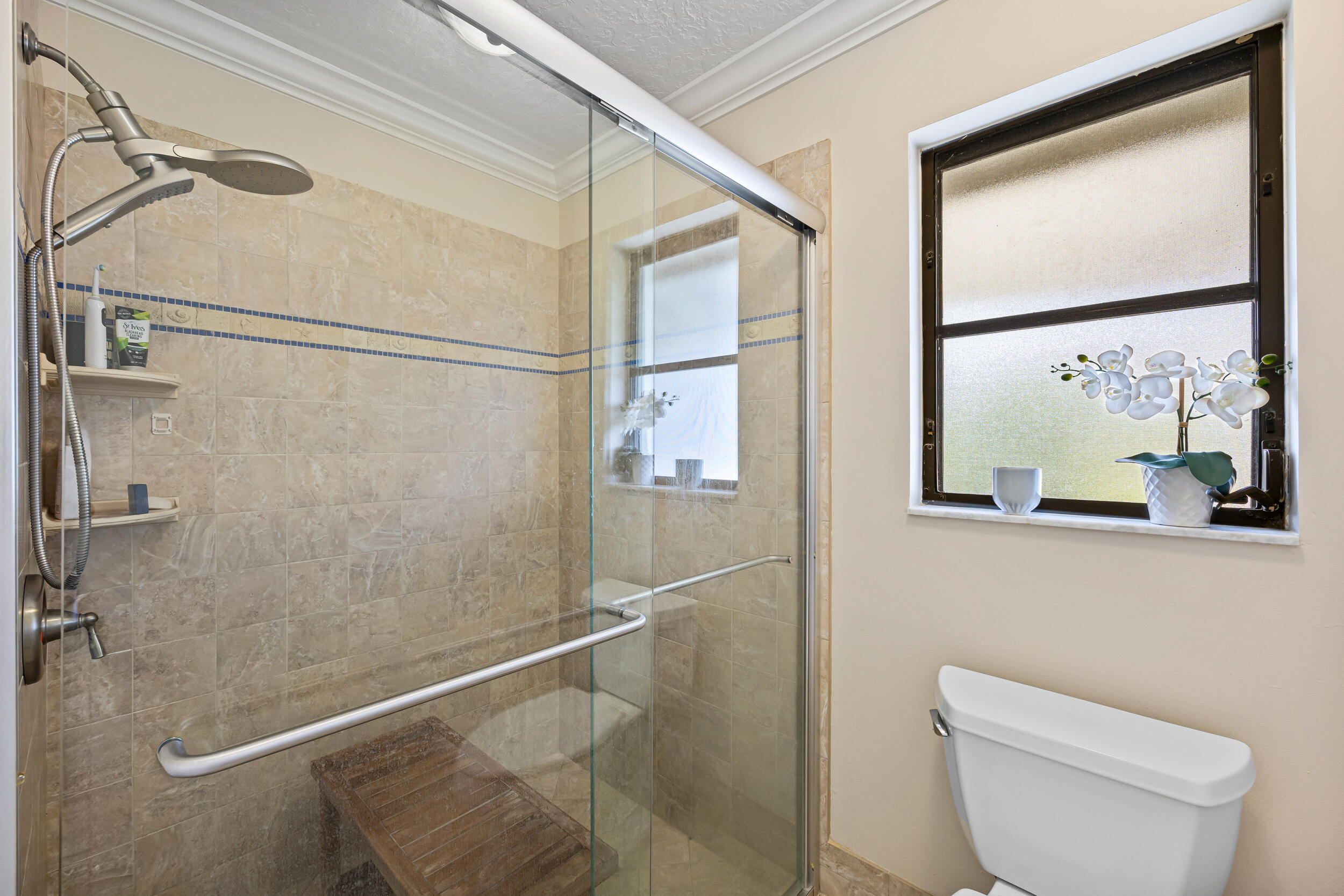 18779 SE River Ridge Road