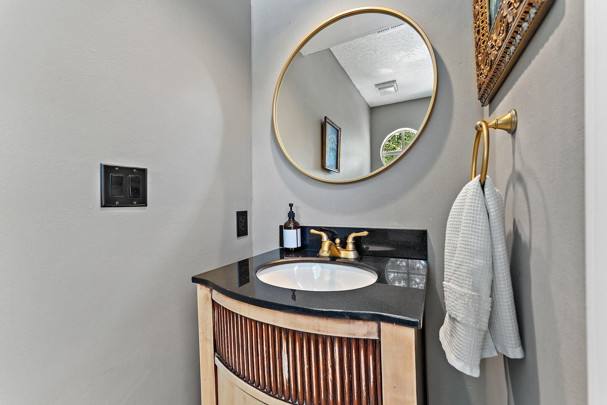 9253 SE Woods End Place