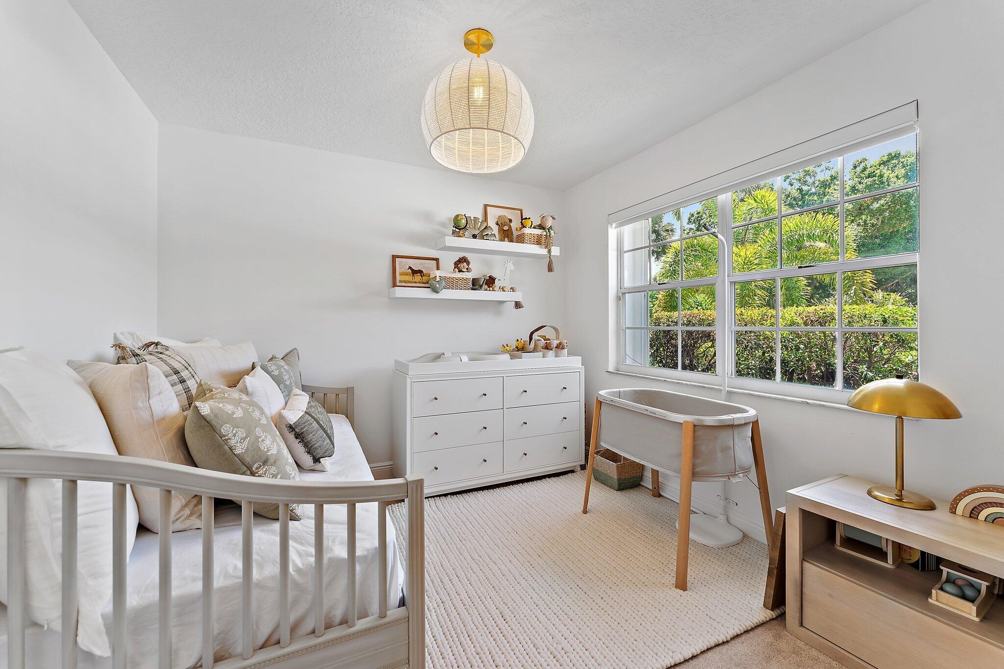 9253 SE Woods End Place