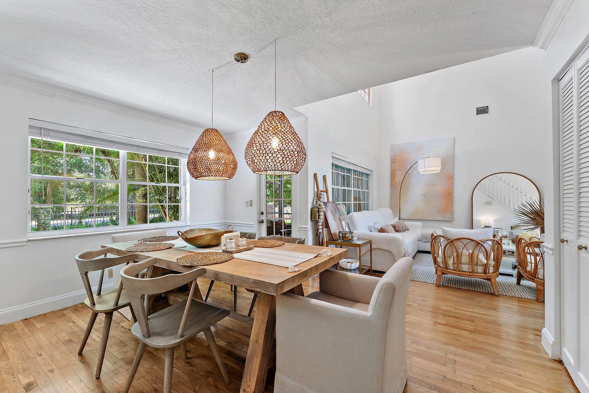 9253 SE Woods End Place