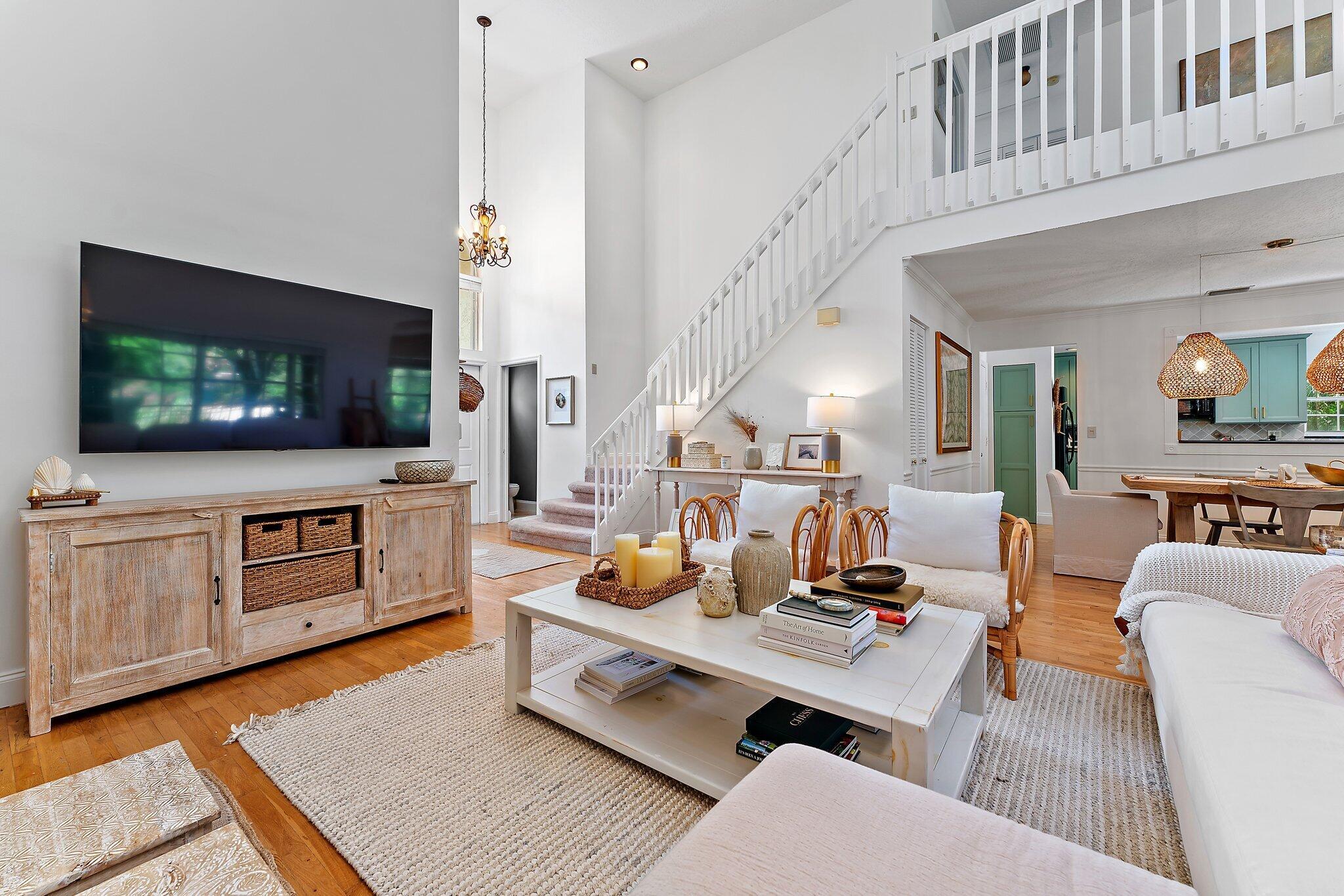 9253 SE Woods End Place