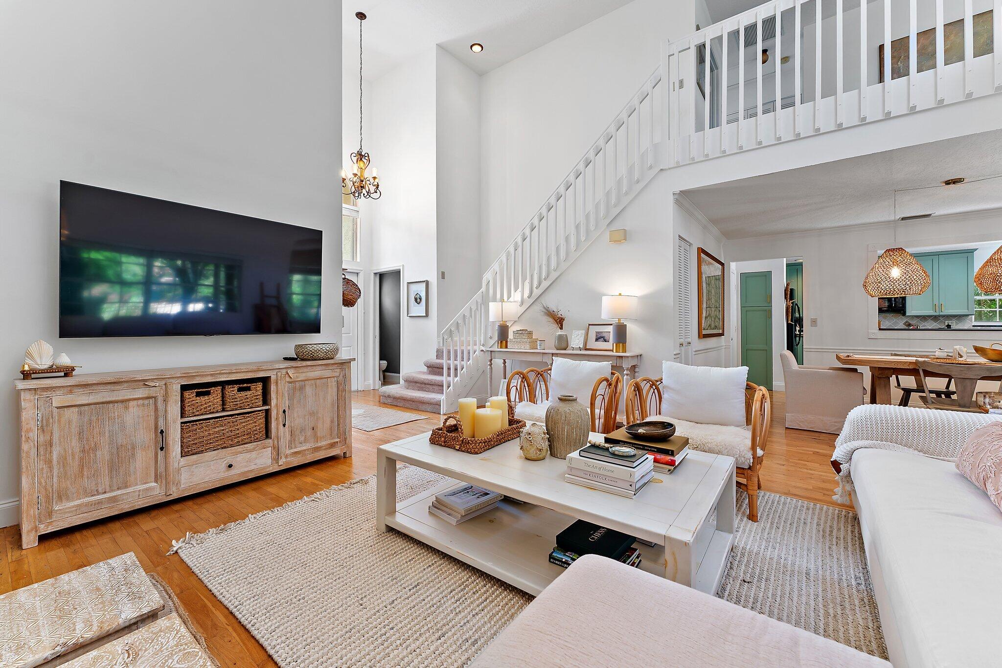 9253 SE Woods End Place