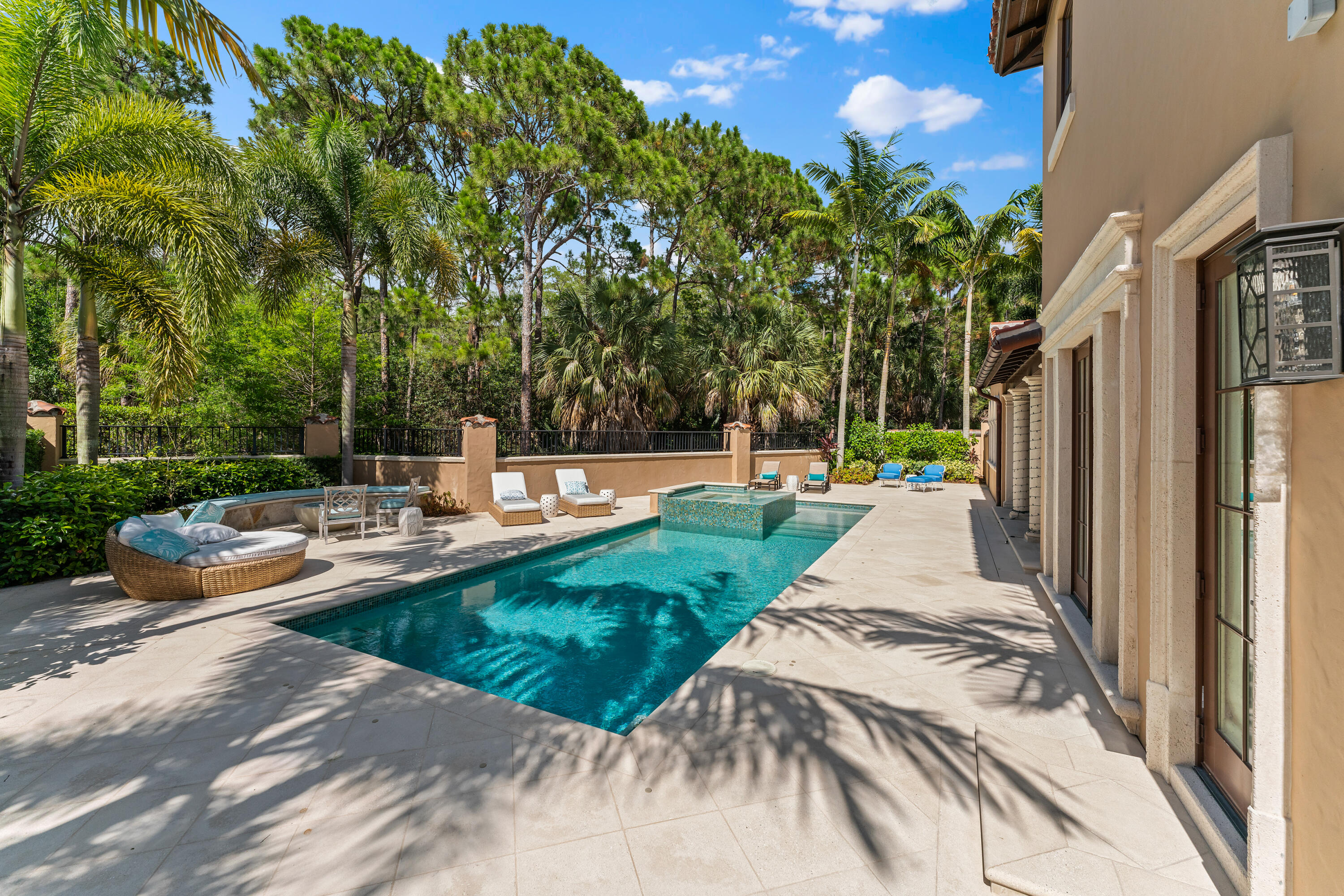 426 Via Del Orso Drive