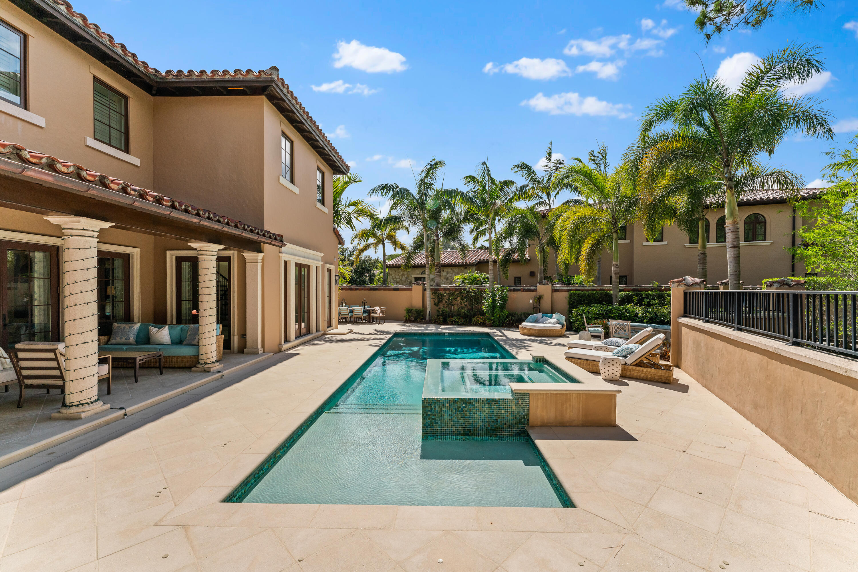 426 Via Del Orso Drive