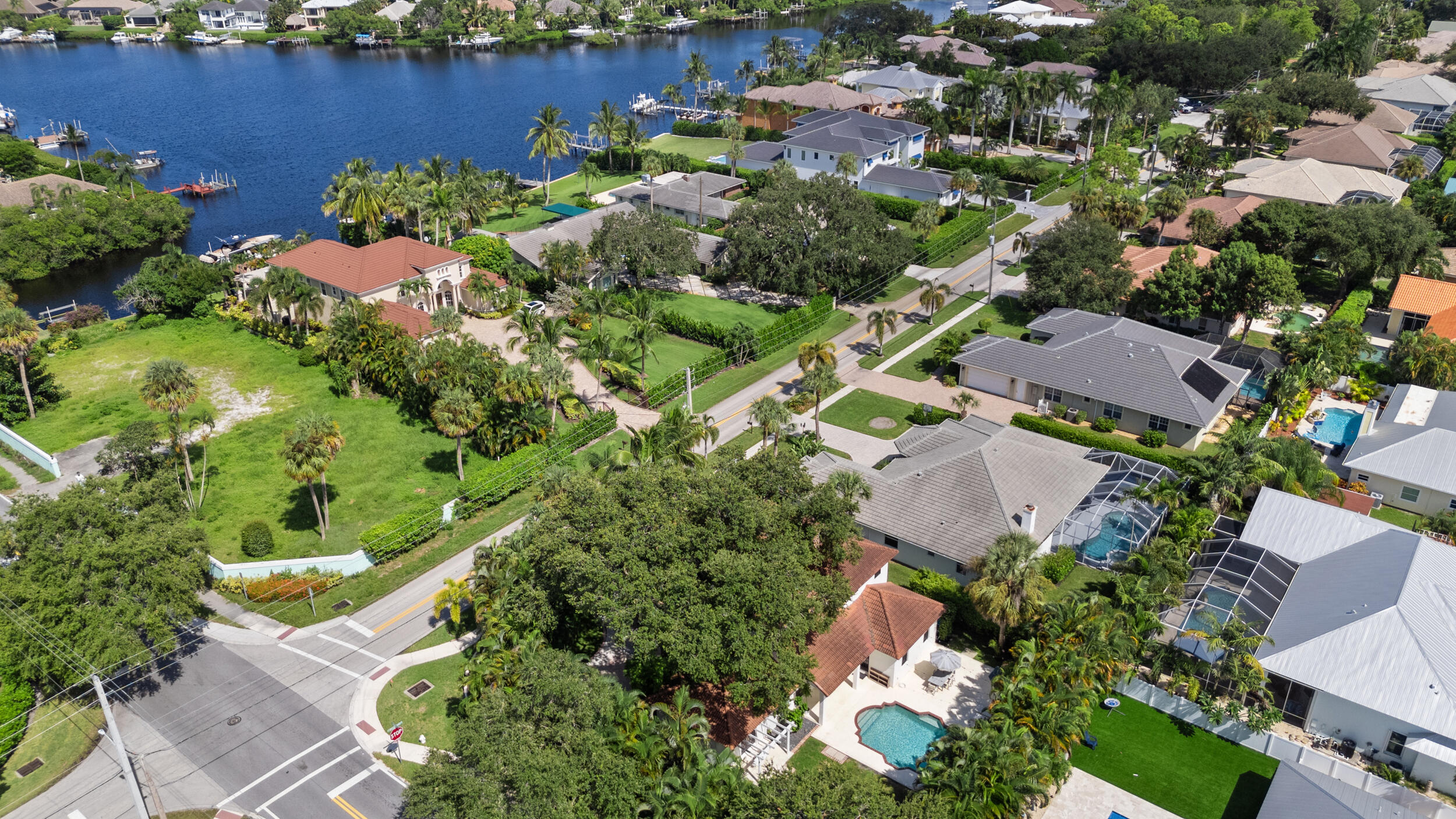 18944 SE River Drive