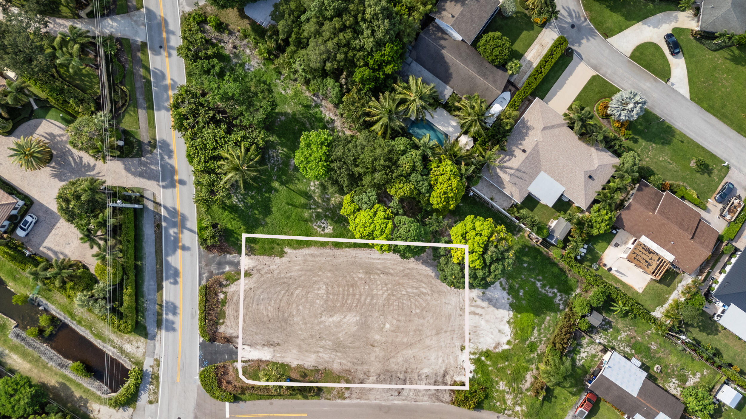 325 W Riverside Drive 1