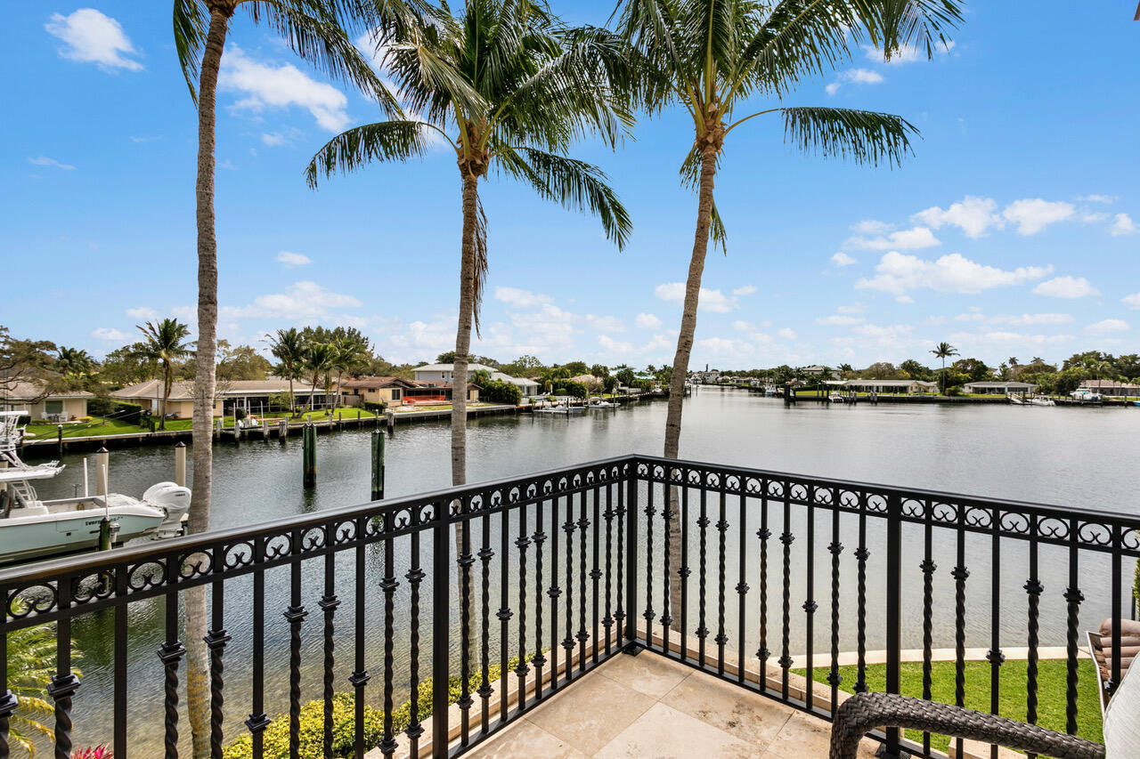 756 Harbour Isles Court