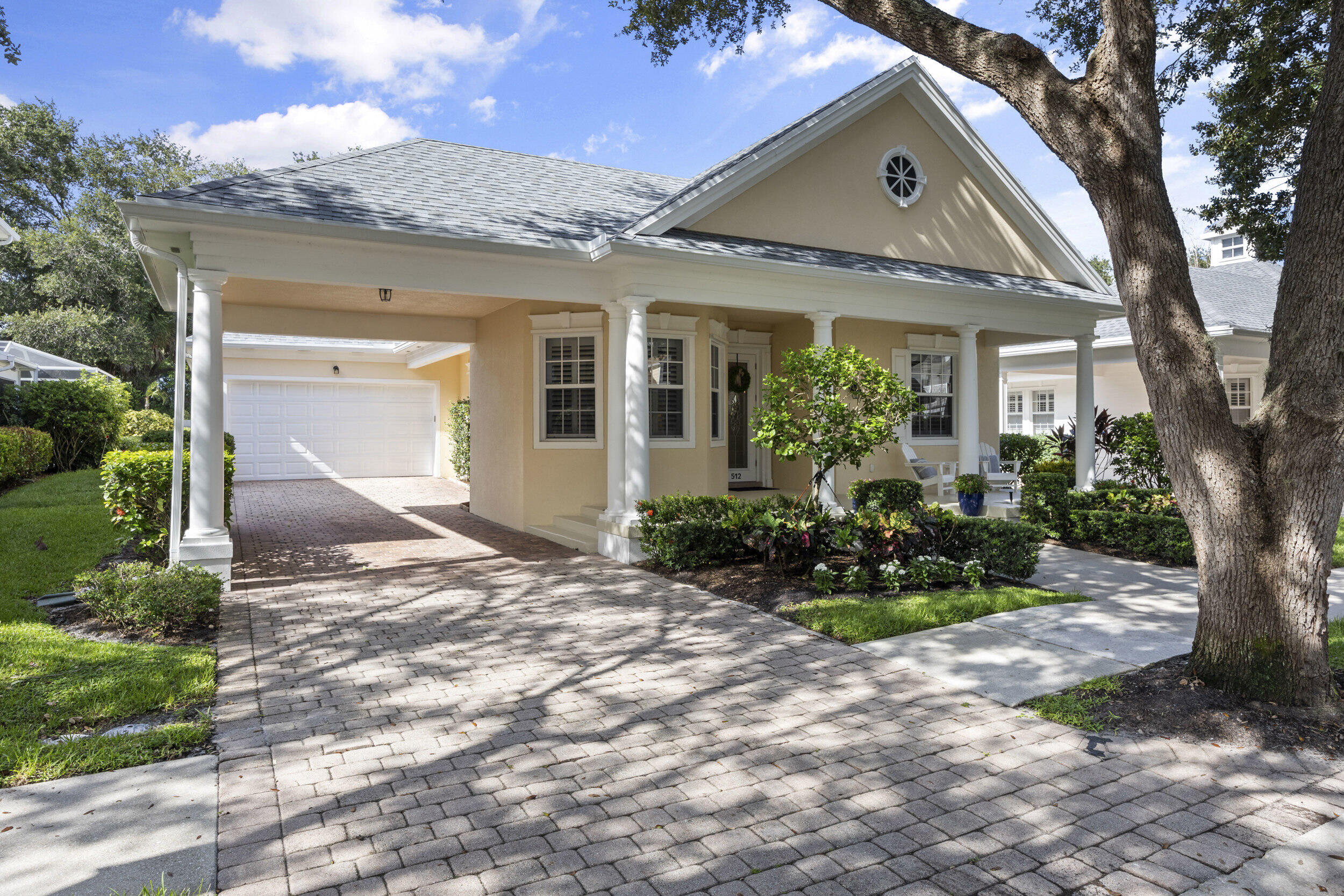 512 Sweet Bay Circle