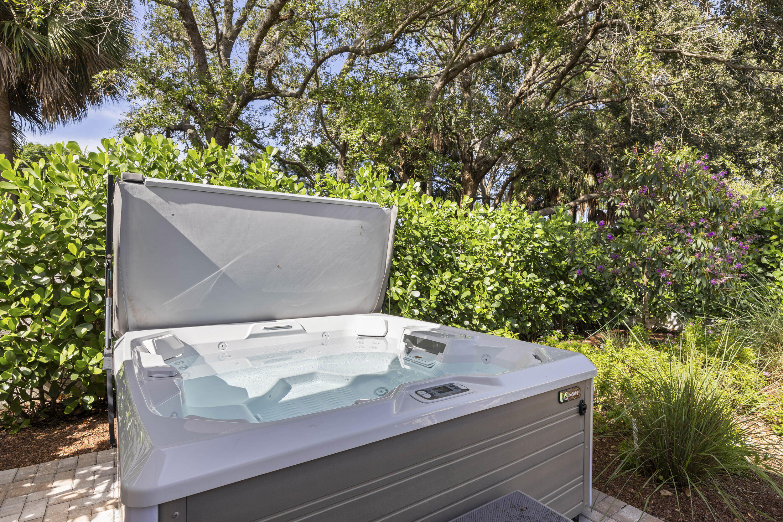 512 Sweet Bay Circle