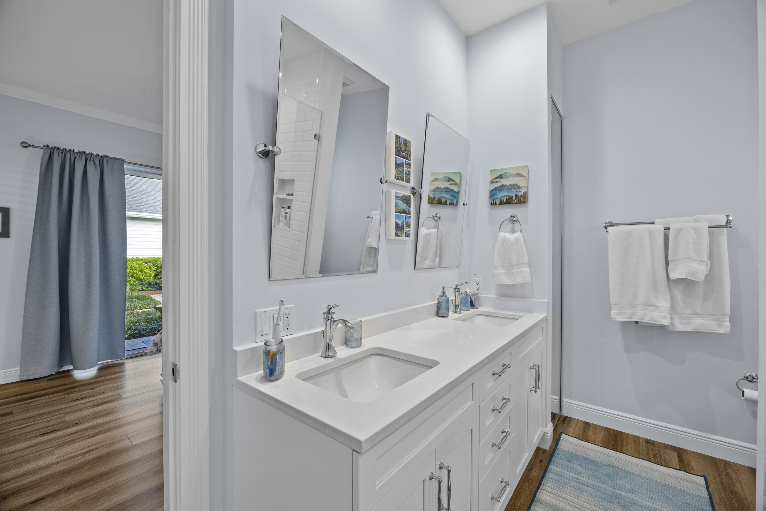 512 Sweet Bay Circle