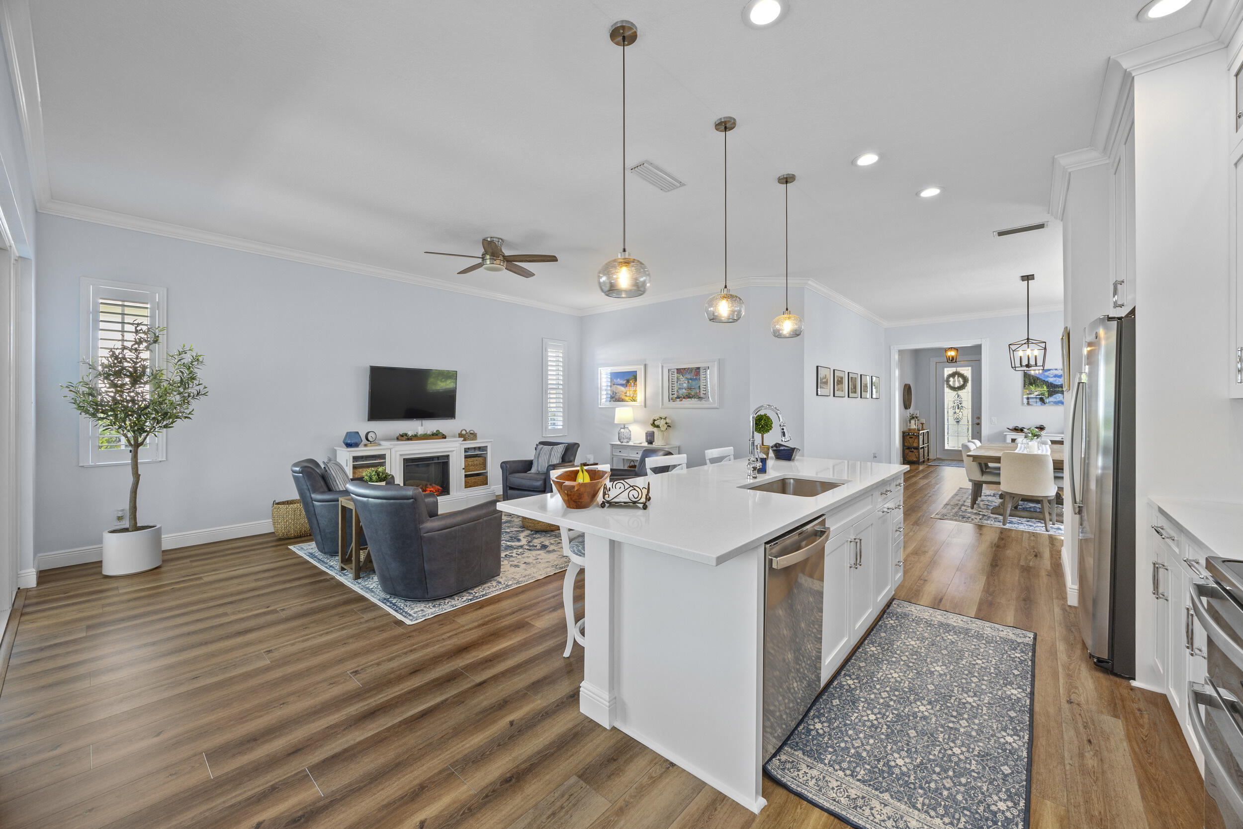 512 Sweet Bay Circle