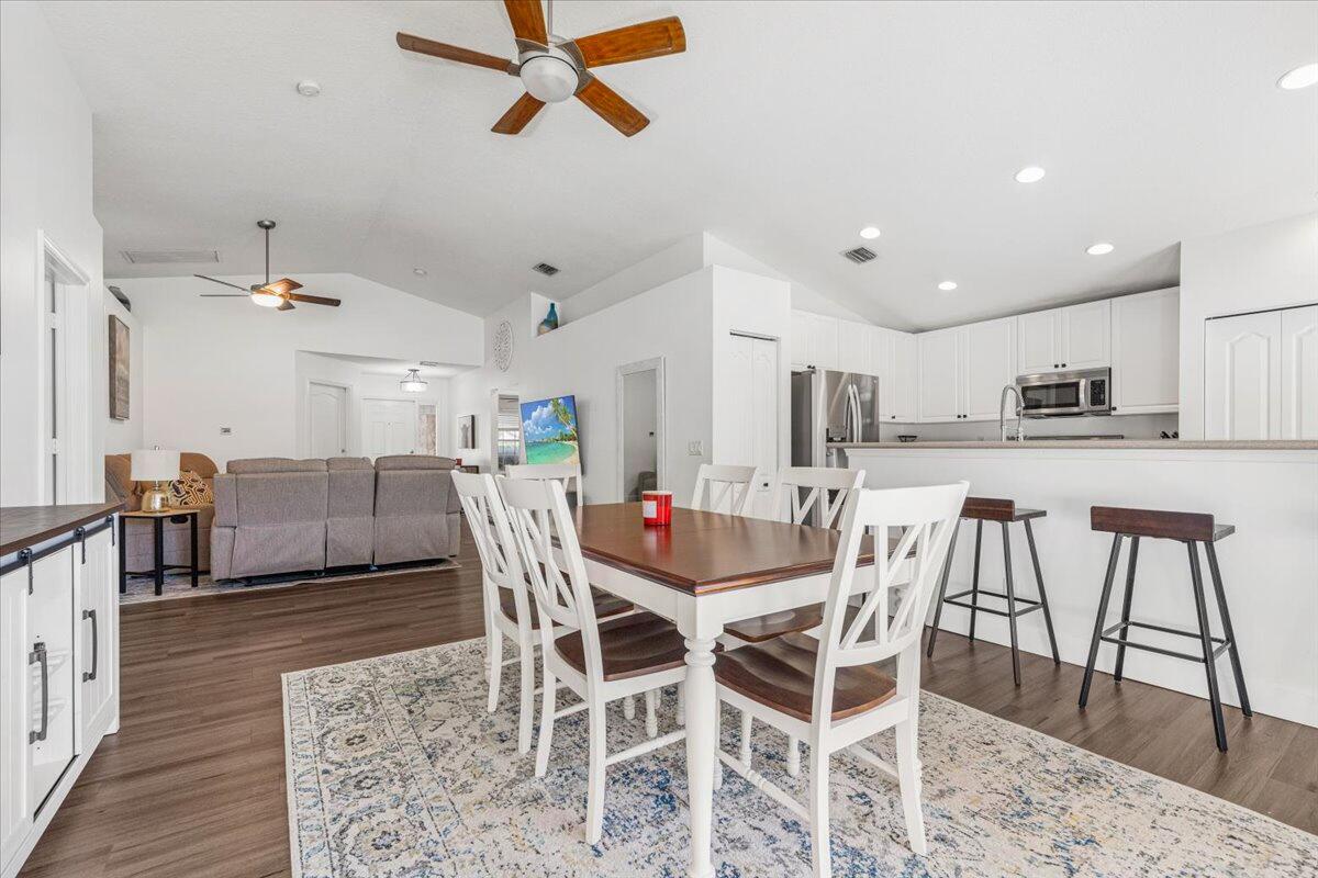 8900 SW Bonneville Drive