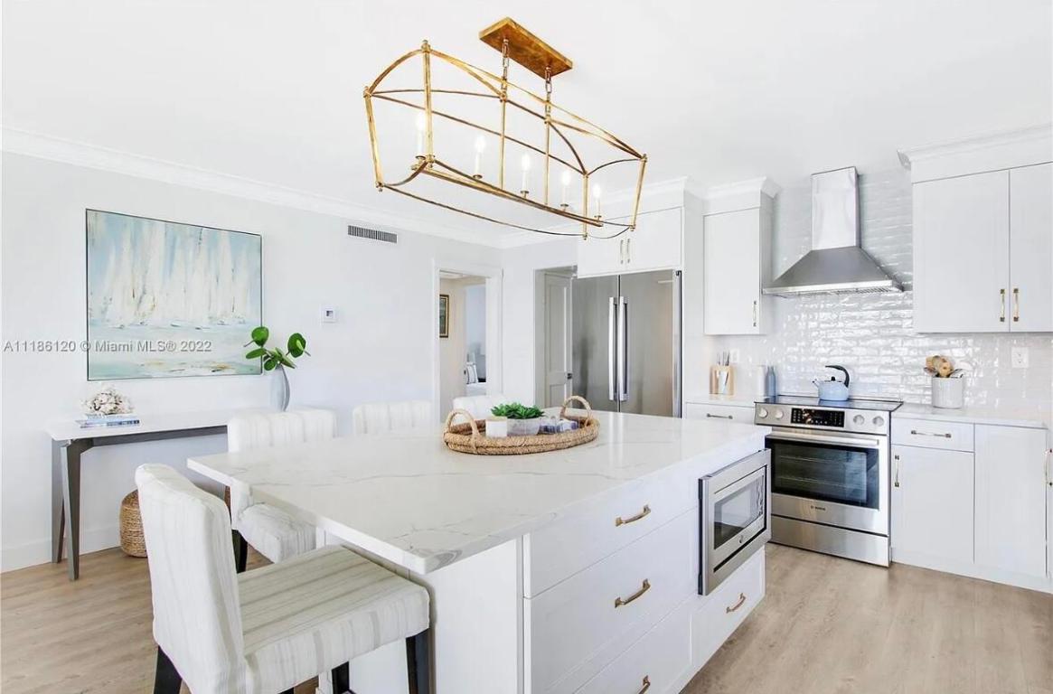 350 S Beach Road 401