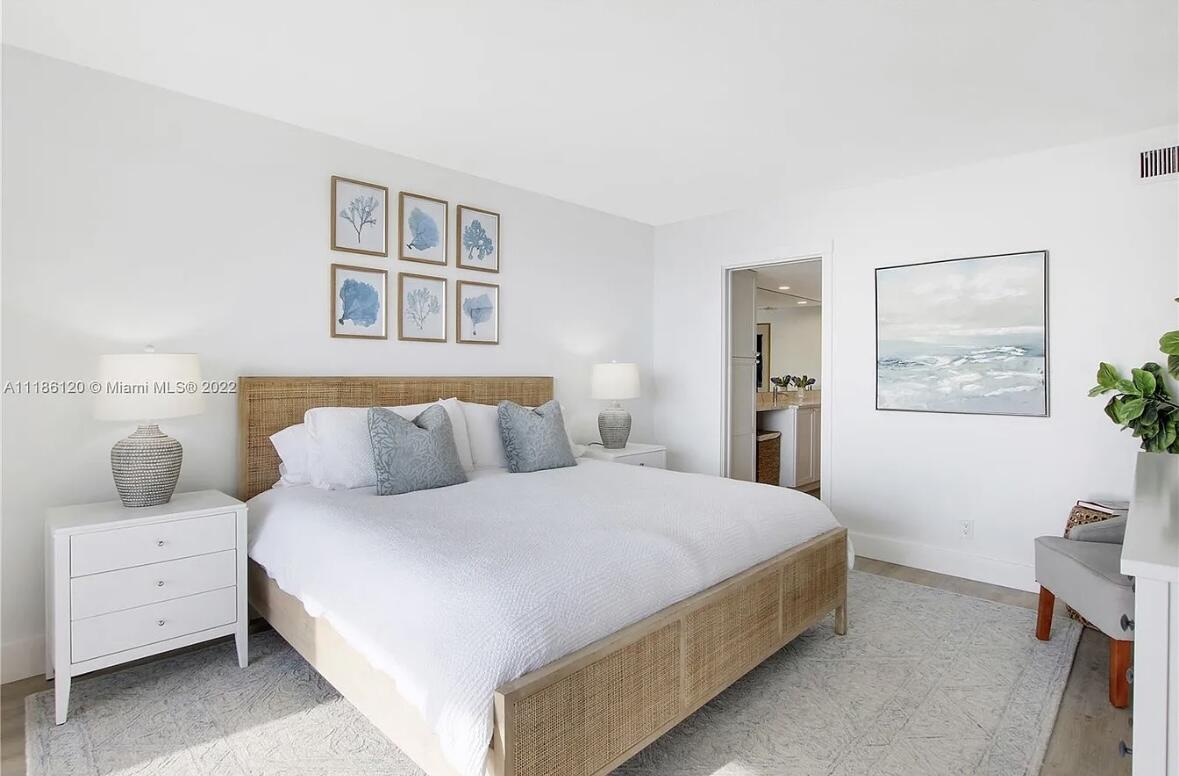 350 S Beach Road 401