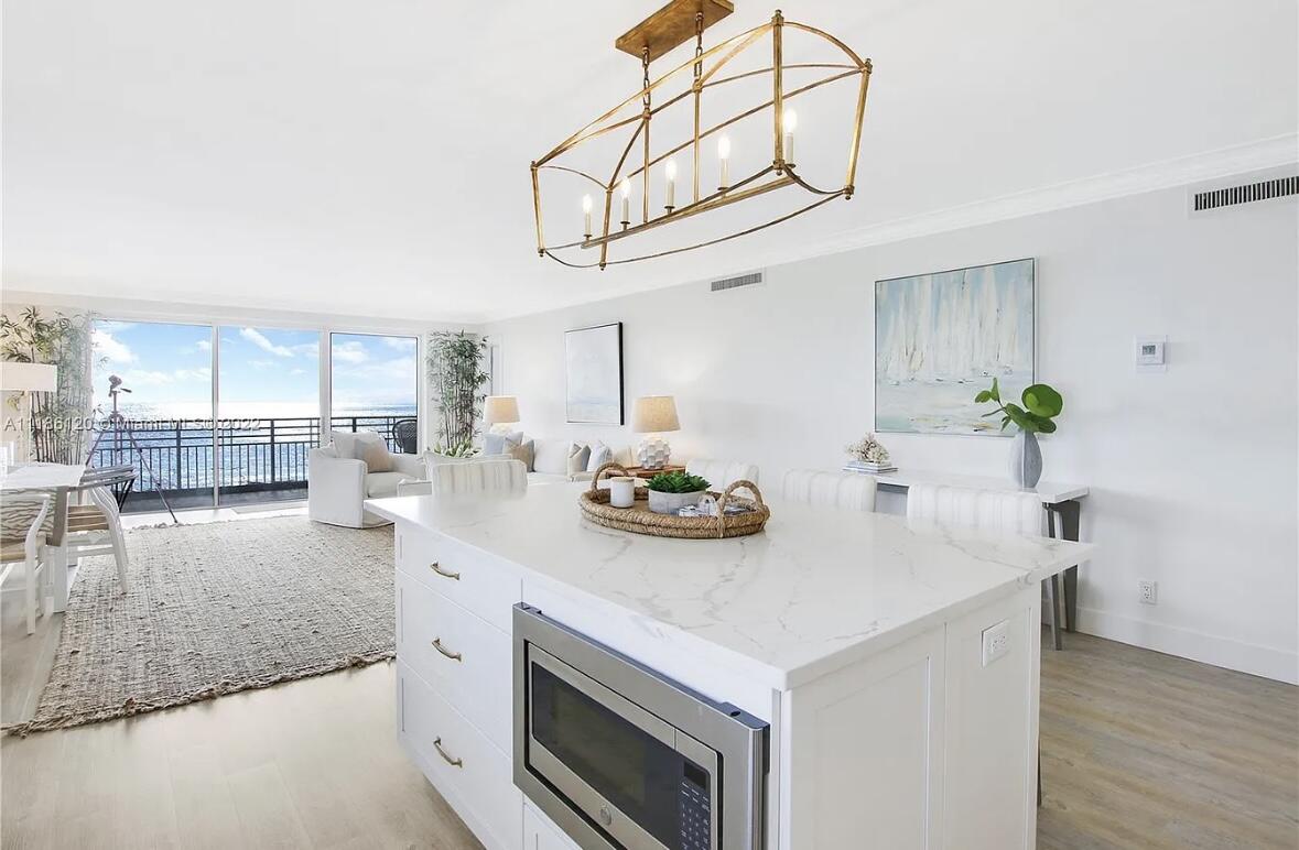 350 S Beach Road 401