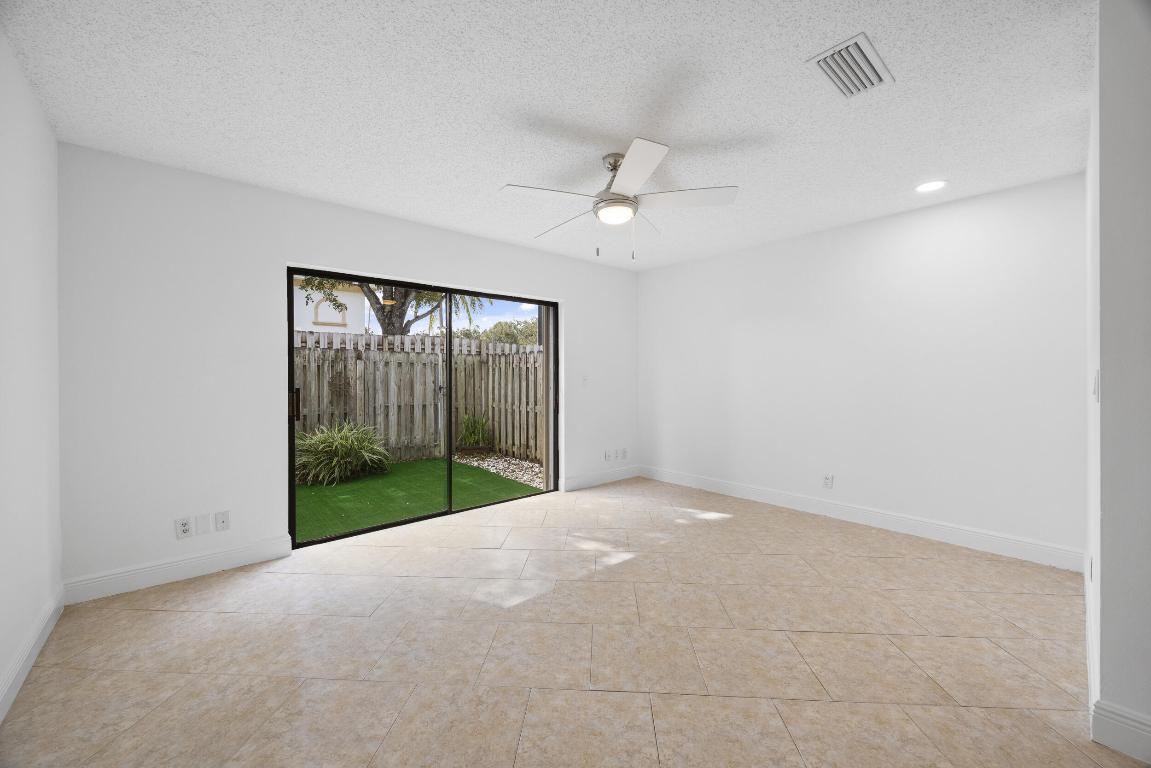 406 N Cypress Drive 2