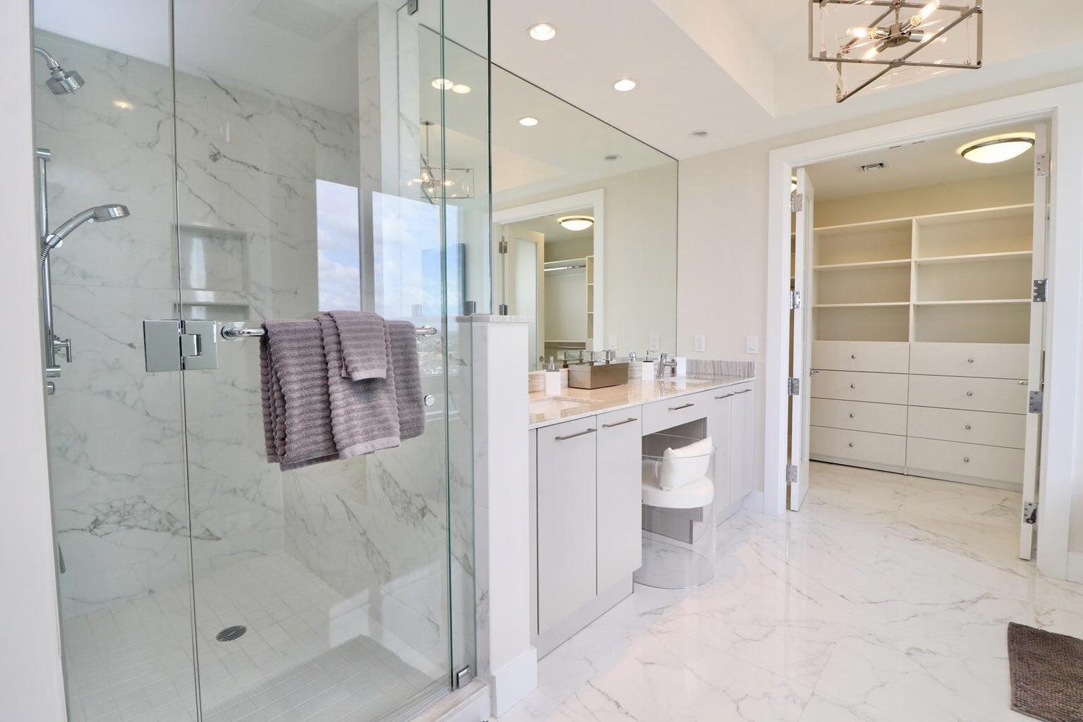 1401 Water Club Way 1401