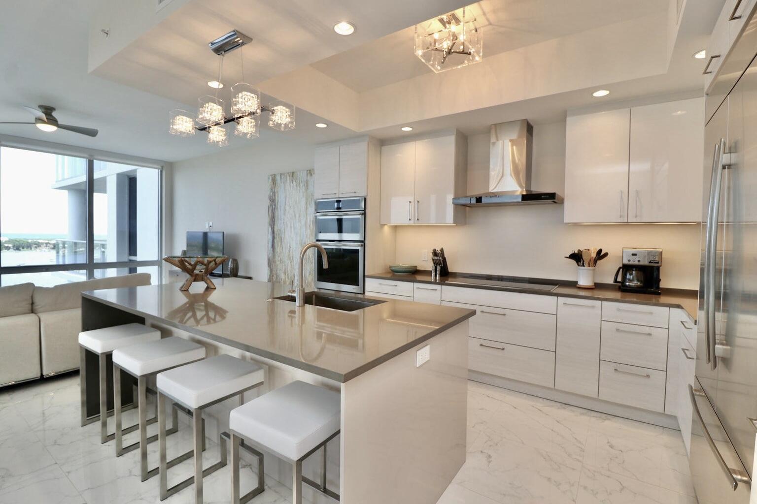 1401 Water Club Way 1401