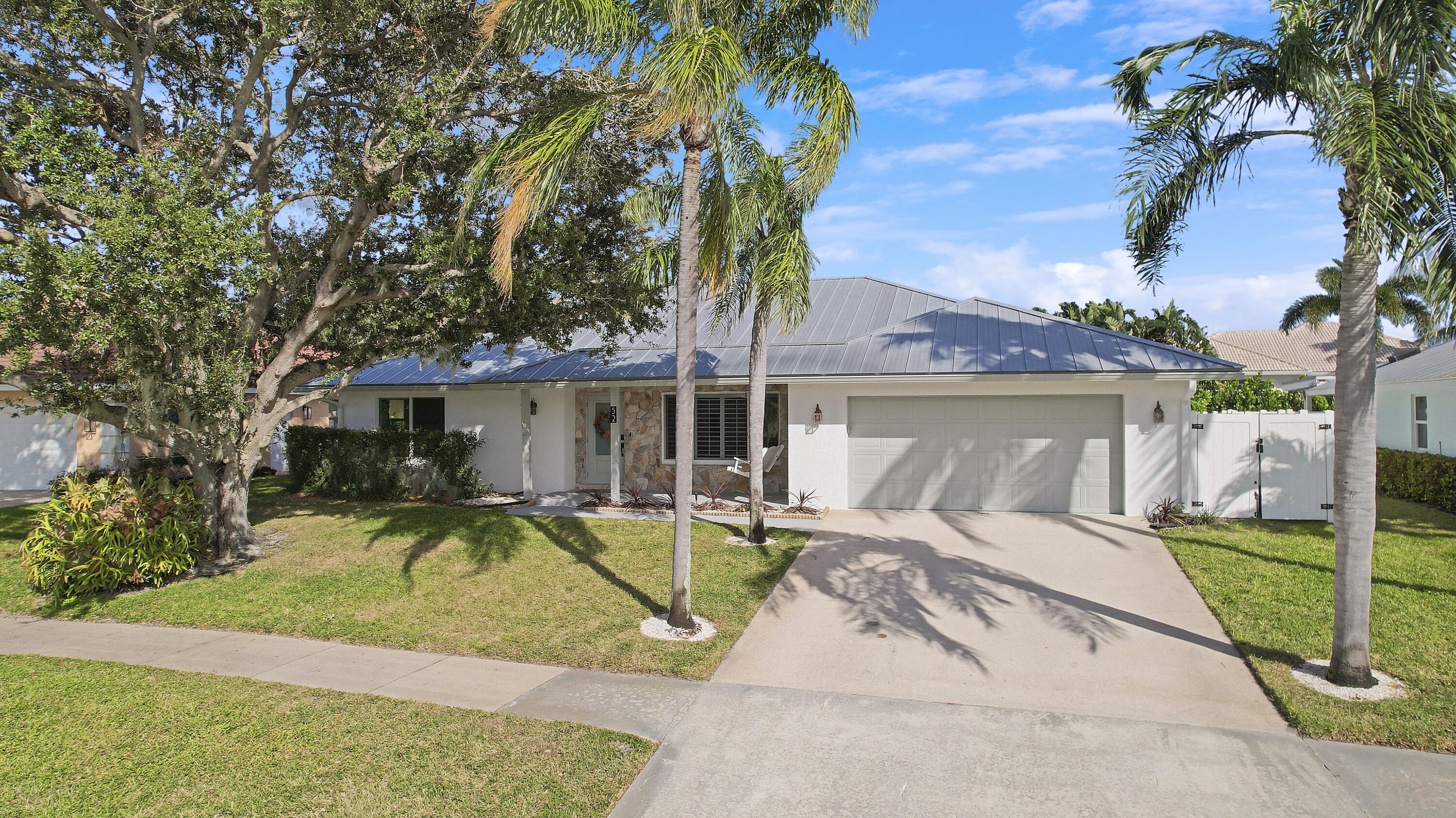 52 Pinehill Trail E
