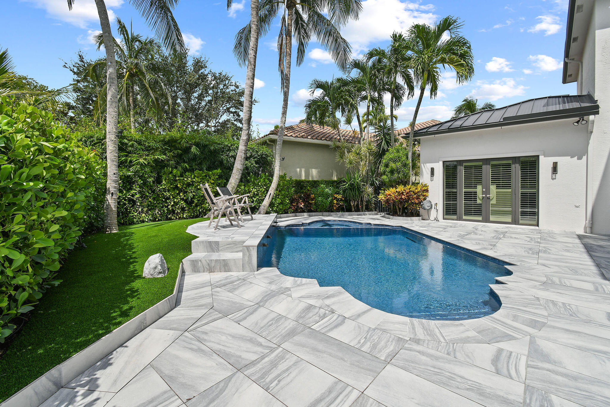 360 Fishermans Way
