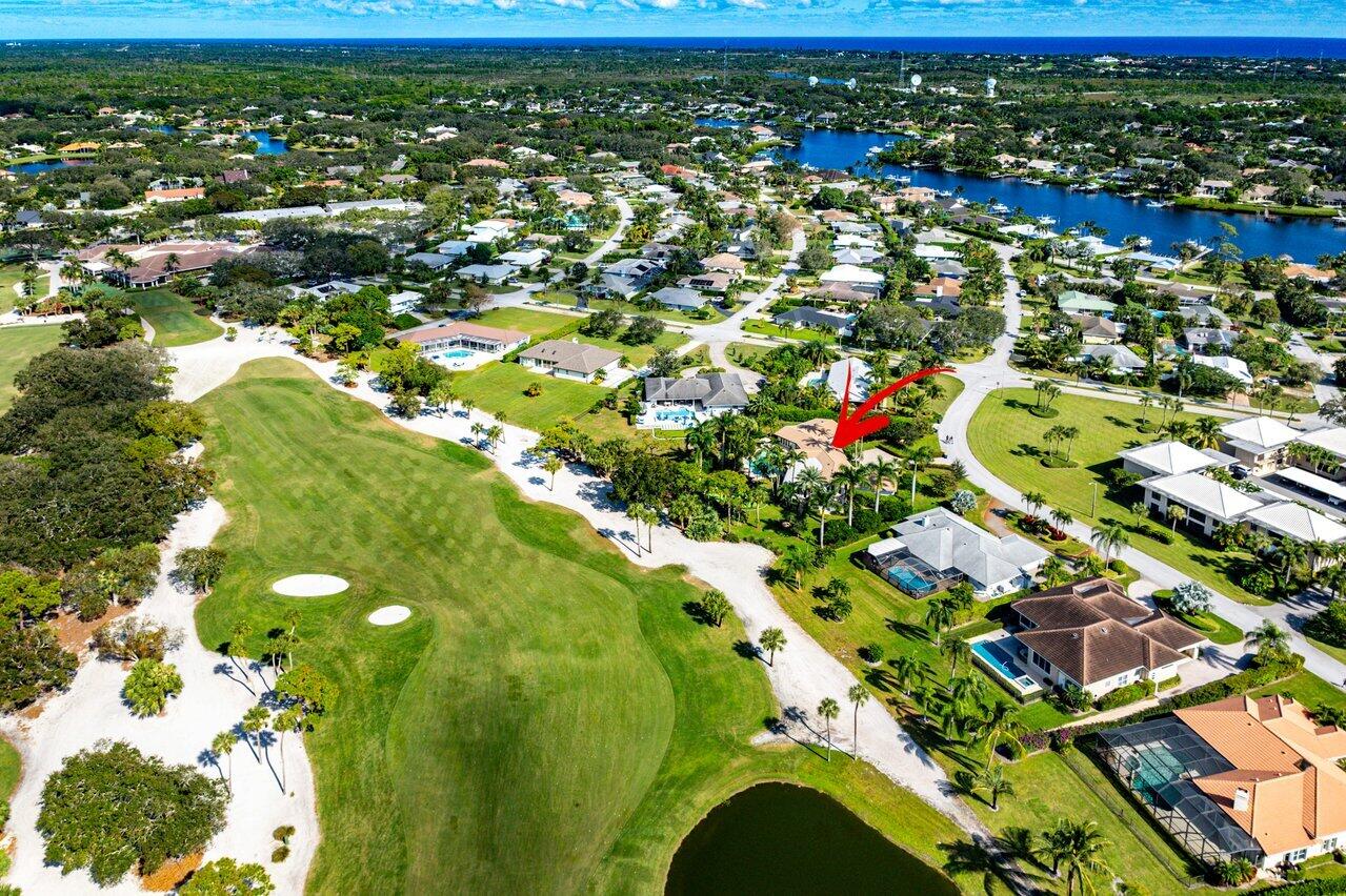 218 SE Turtle Creek Drive E