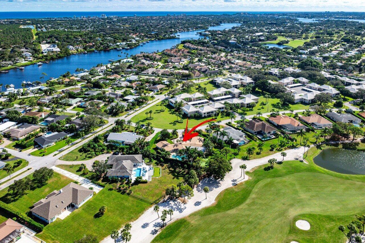 218 SE Turtle Creek Drive E