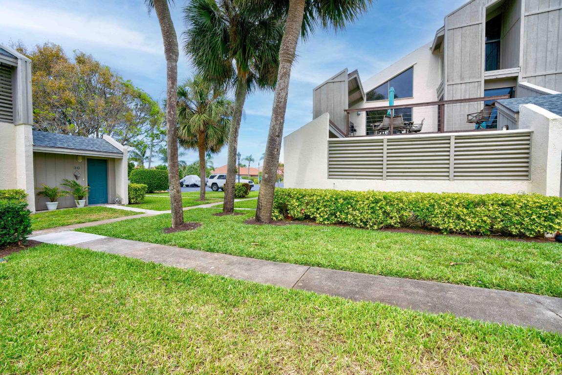 1605 S Us Highway 1 4e