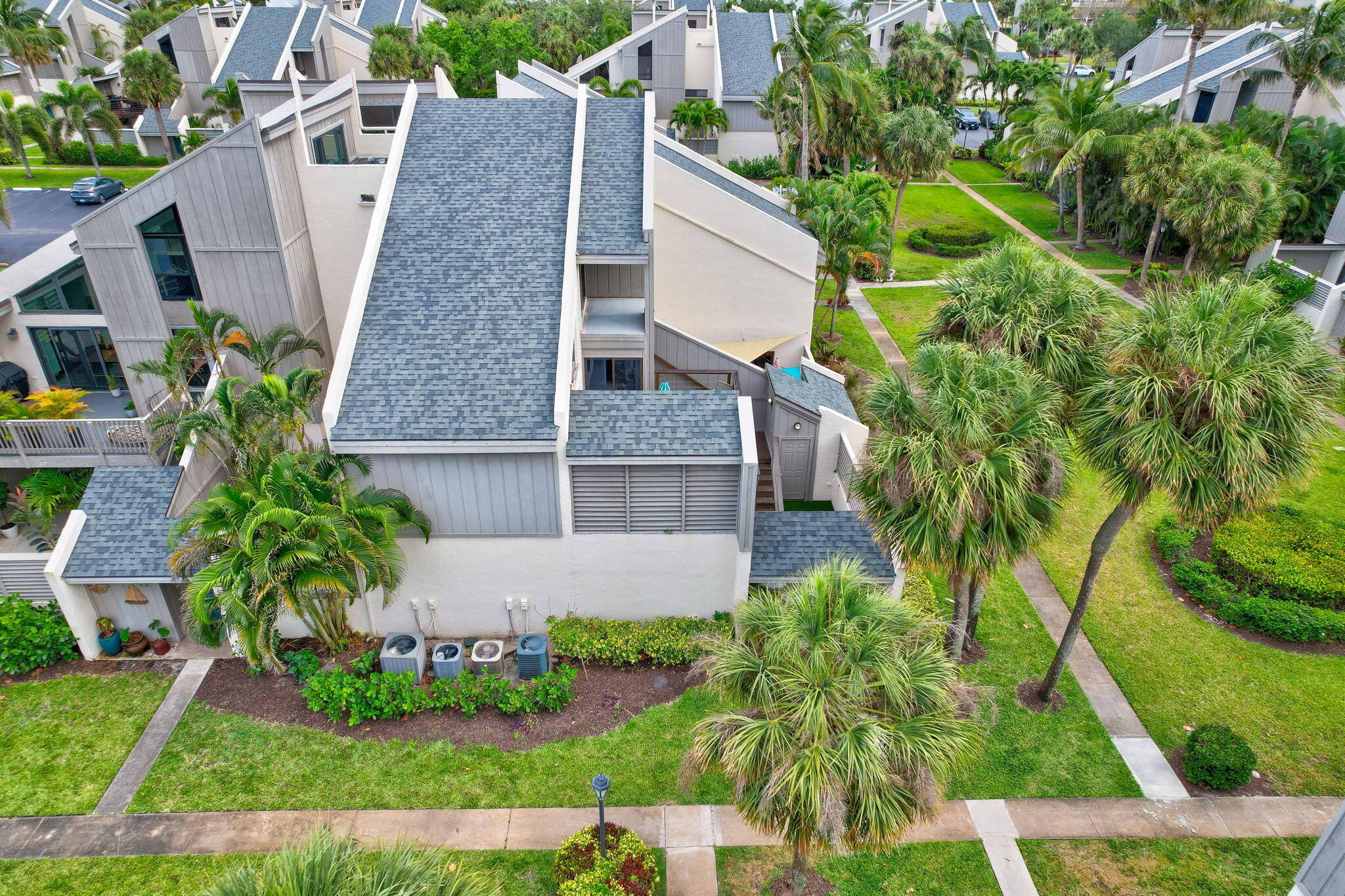 1605 S Us Highway 1 4e