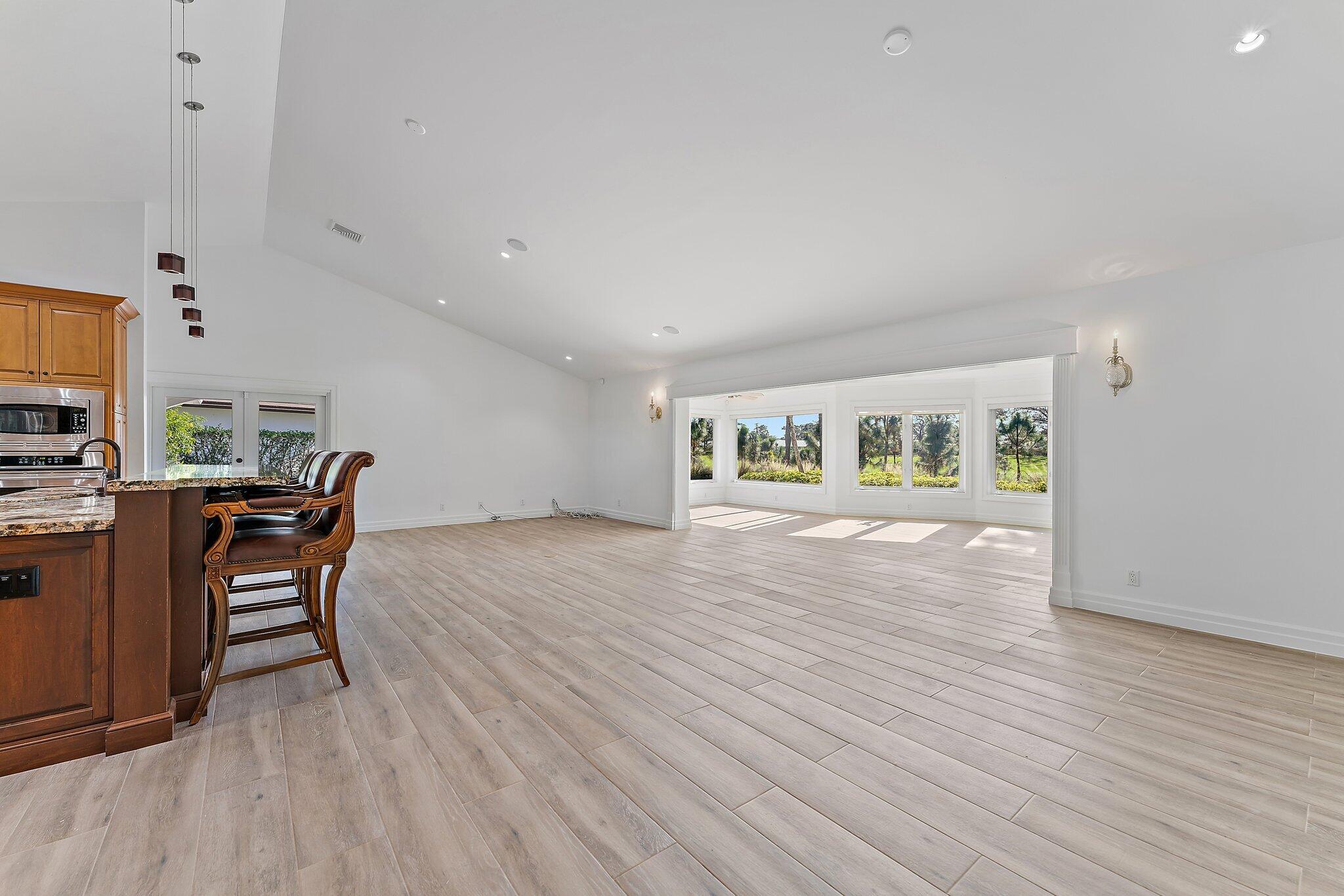 209 Fairway W