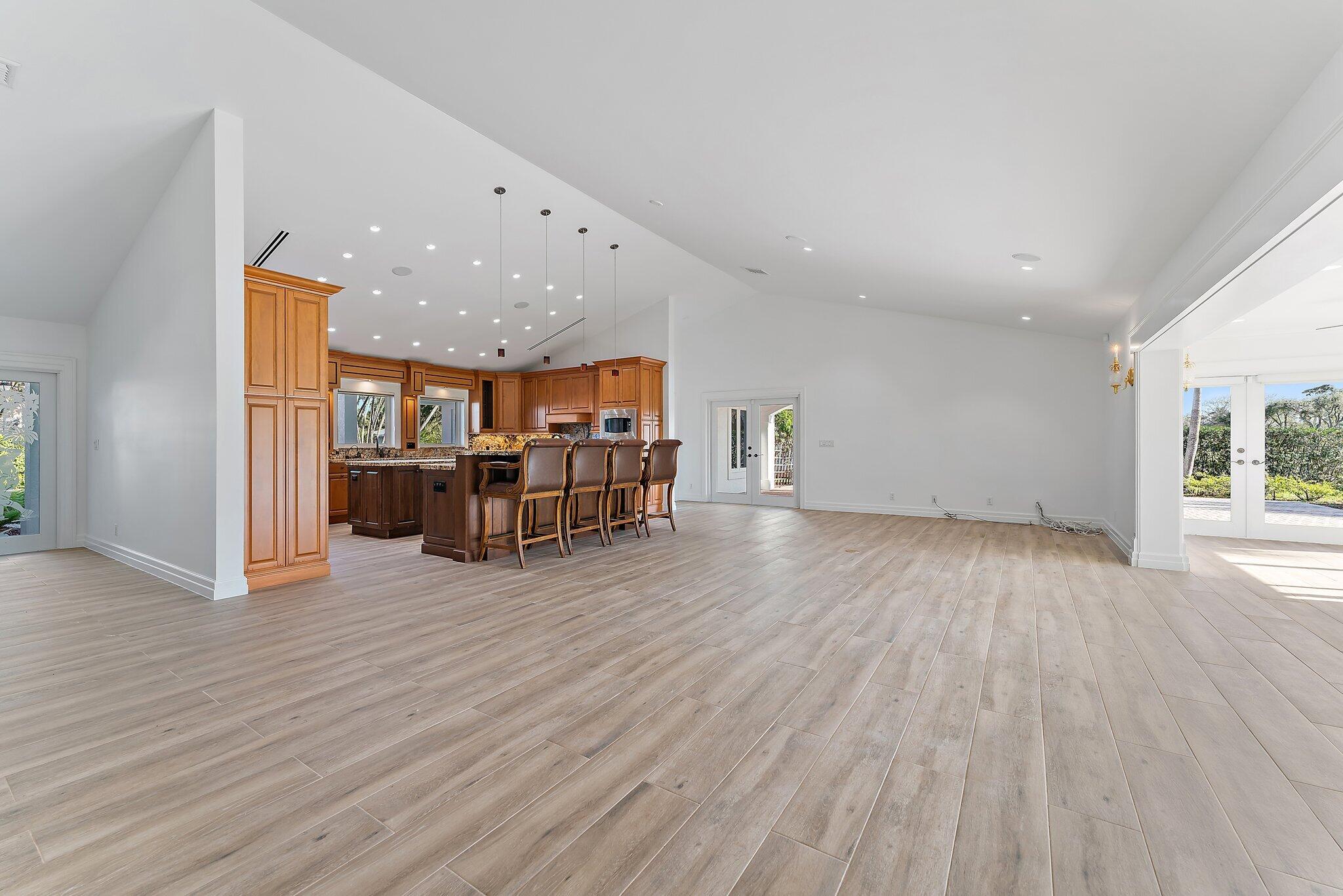 209 Fairway W