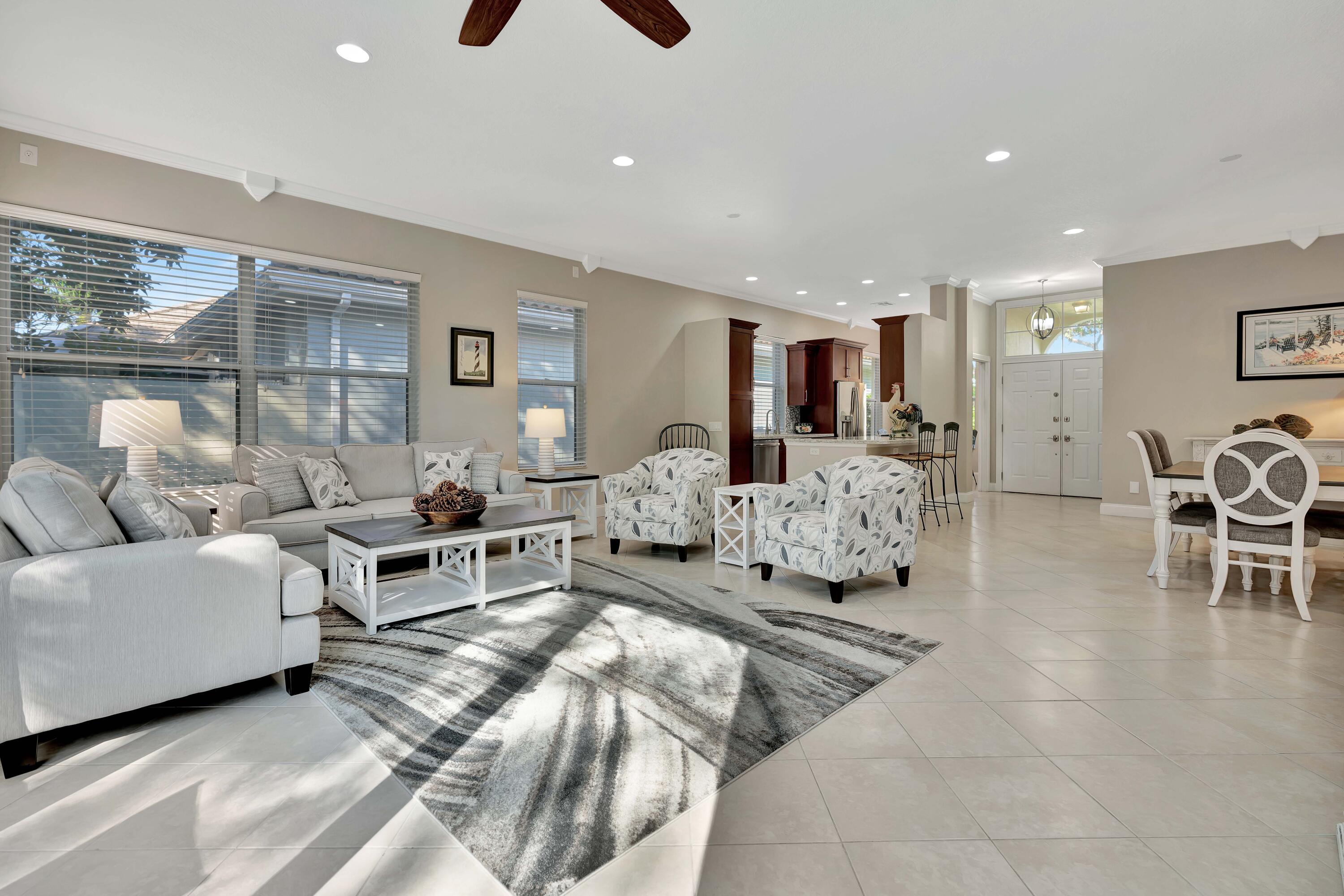 162 Hampton Circle
