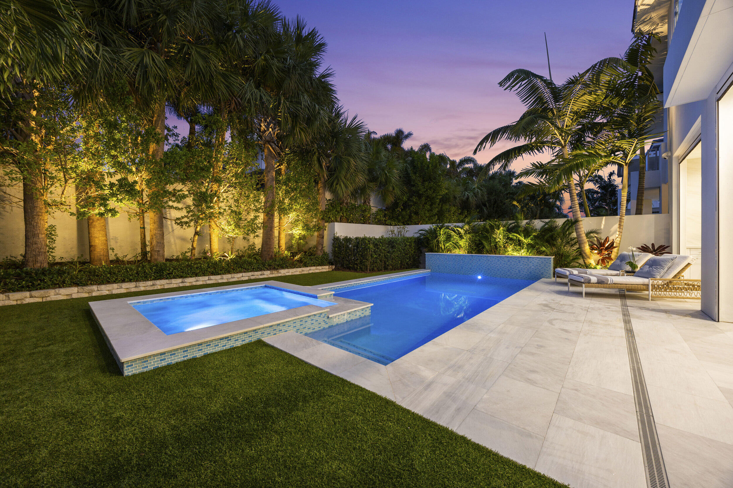 411 Ocean One Lane