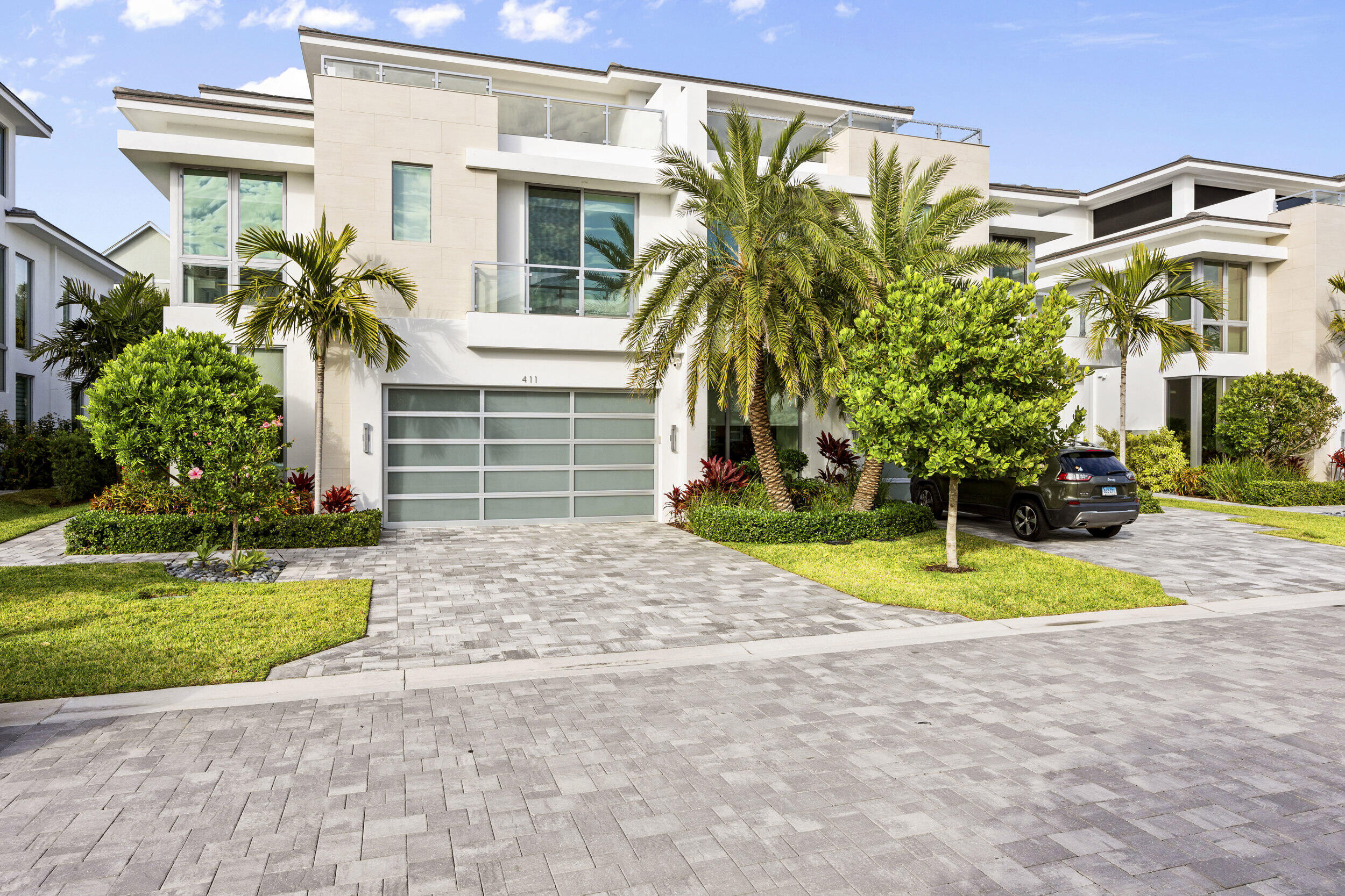 411 Ocean One Lane