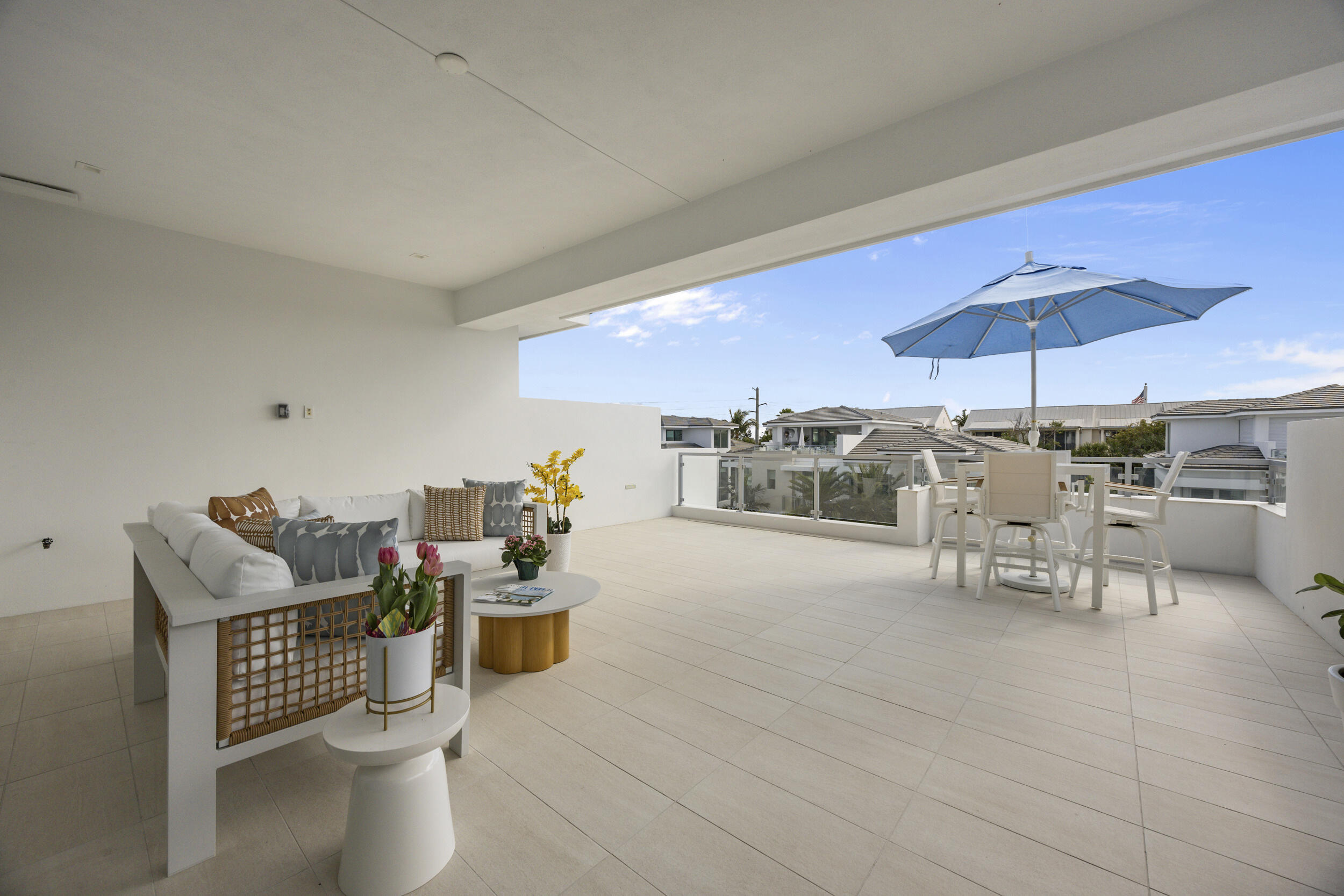 411 Ocean One Lane