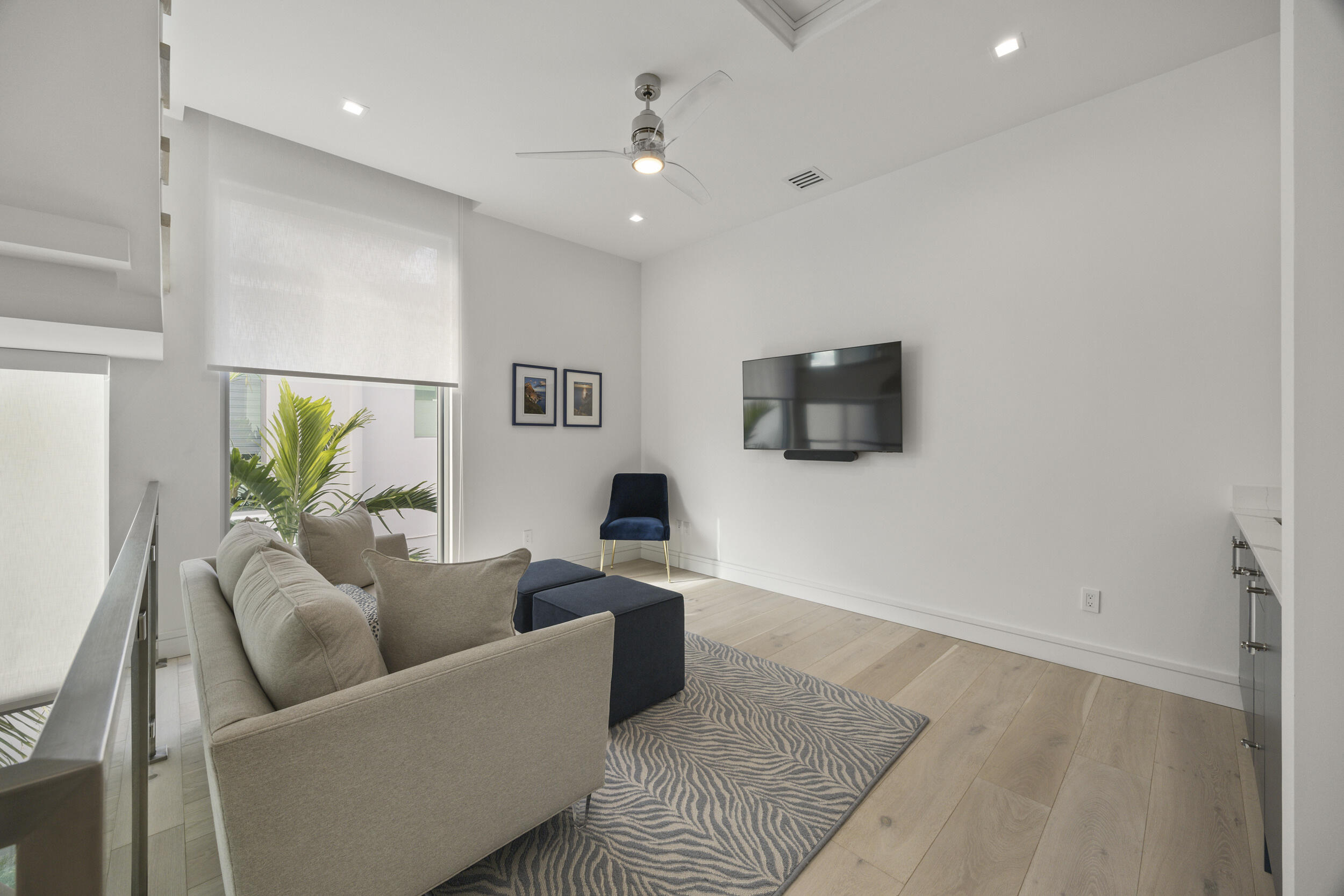 411 Ocean One Lane