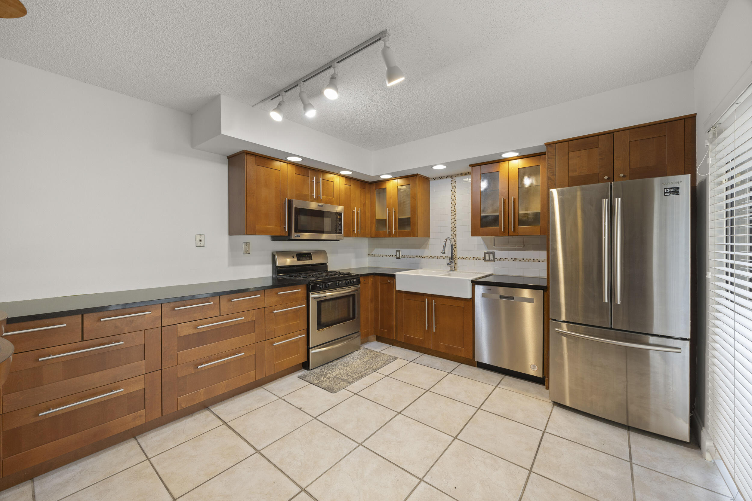 220 2nd Court